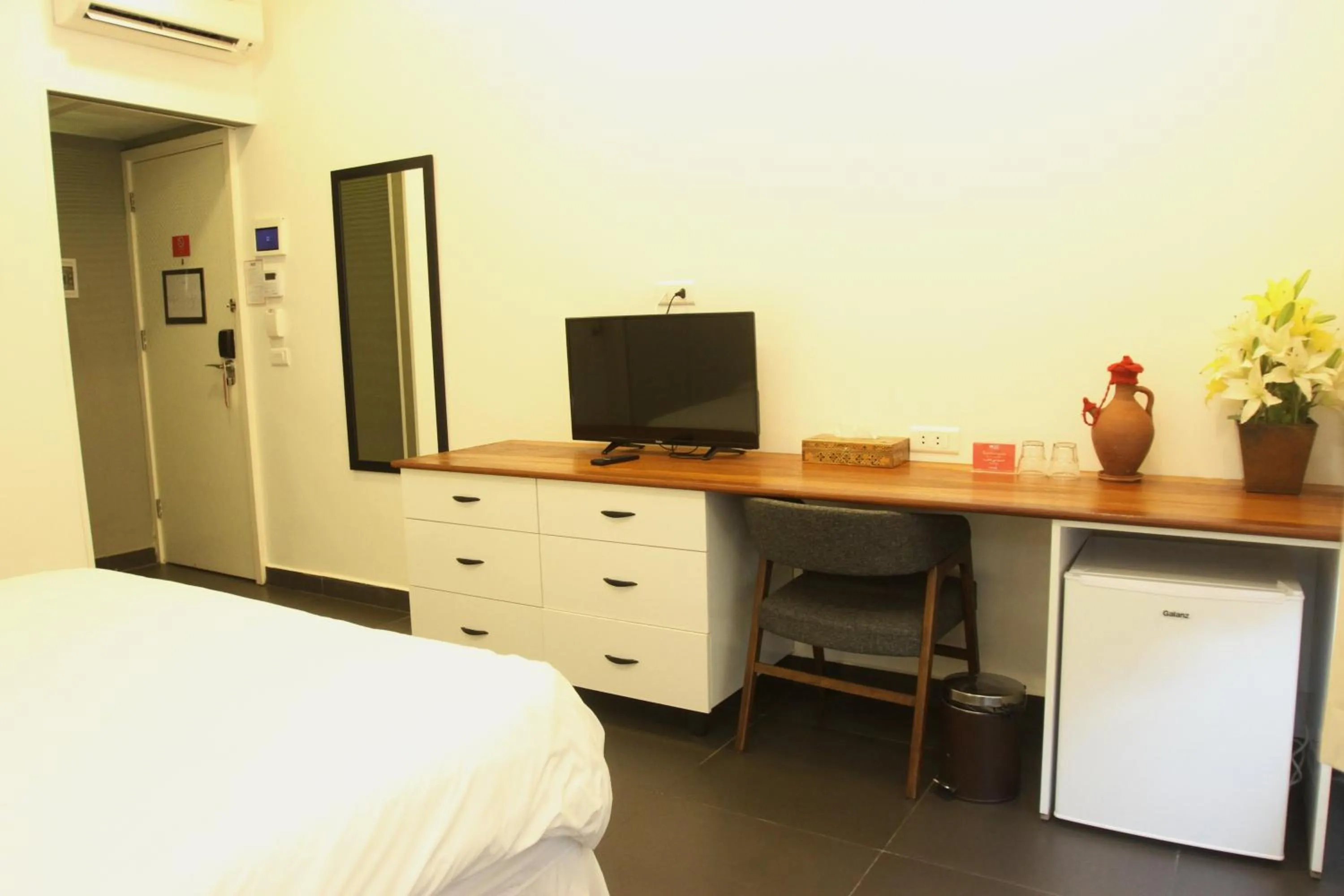 TV and multimedia, Bed in Hamra Urban Gardens