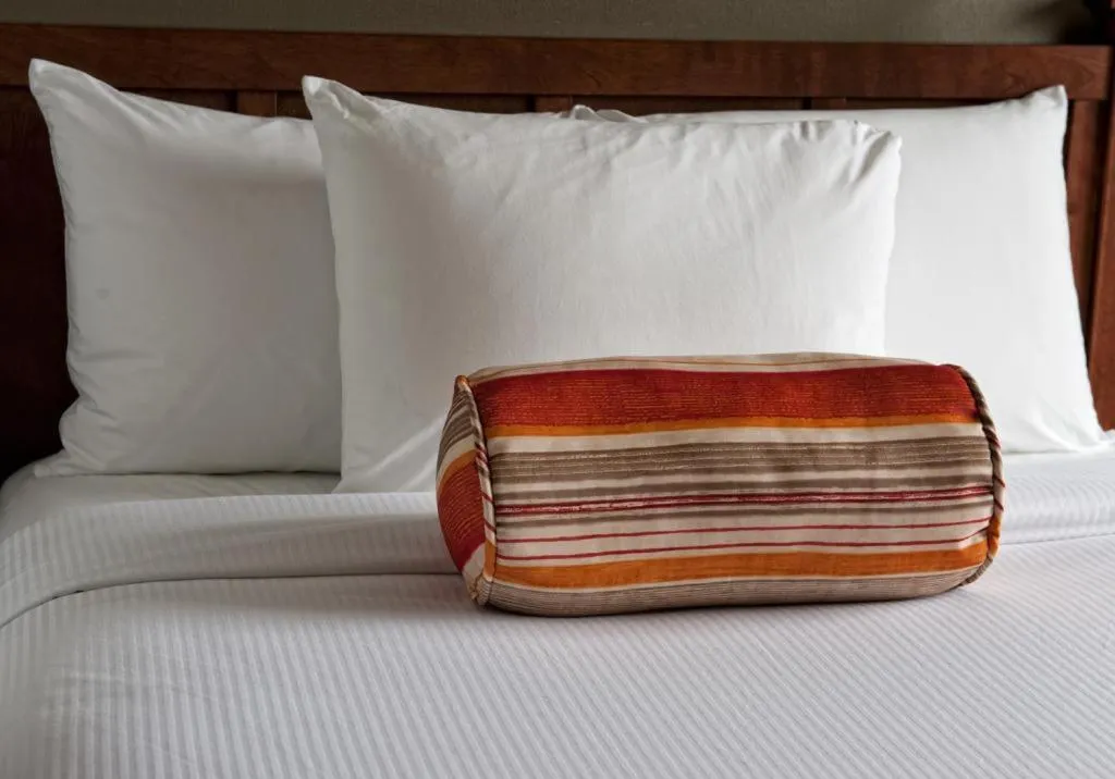 Bed in Maritime Inn Port Hawkesbury