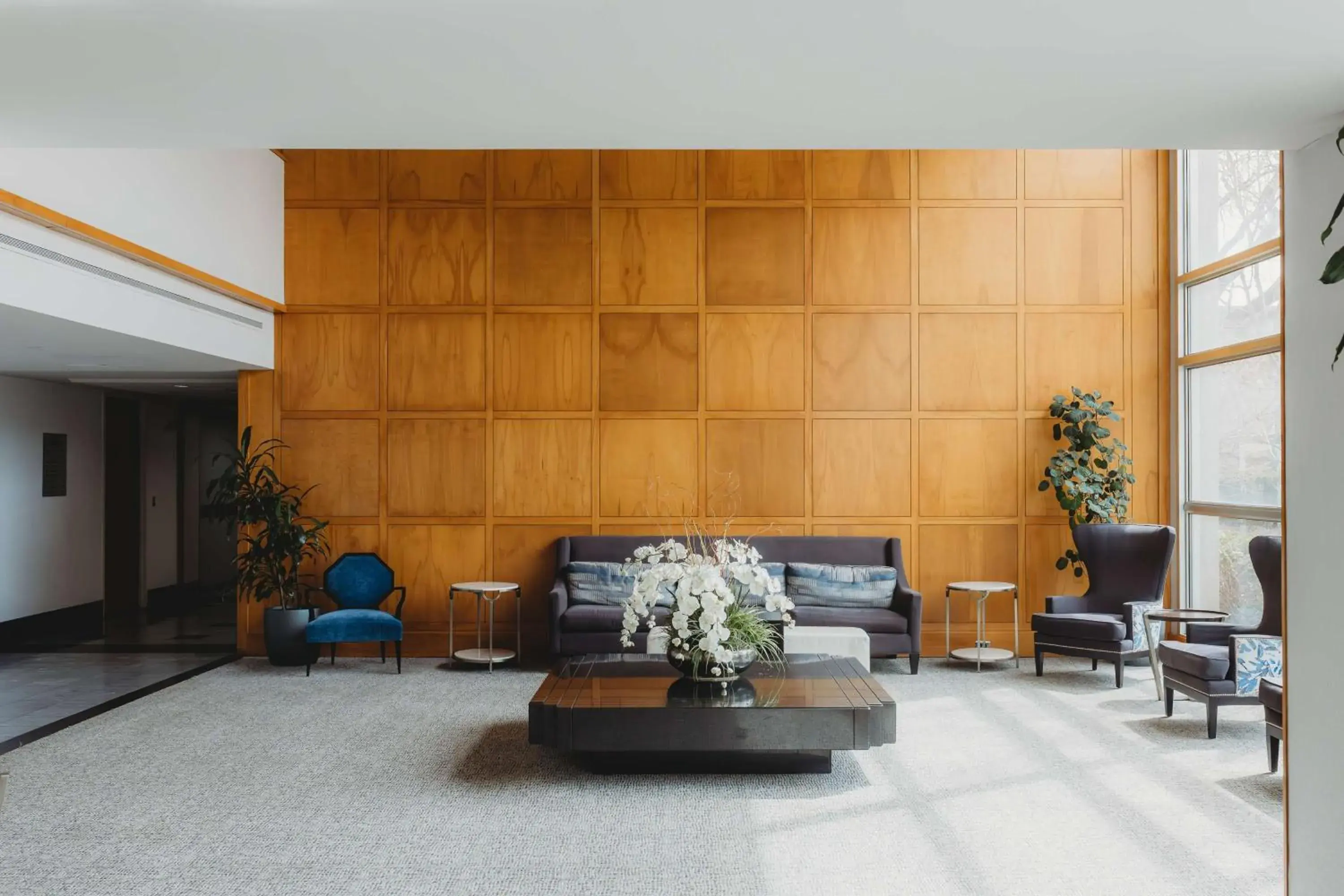 Lobby or reception in Somerset Inn Troy Lobby or reception in Somerset Inn Troy