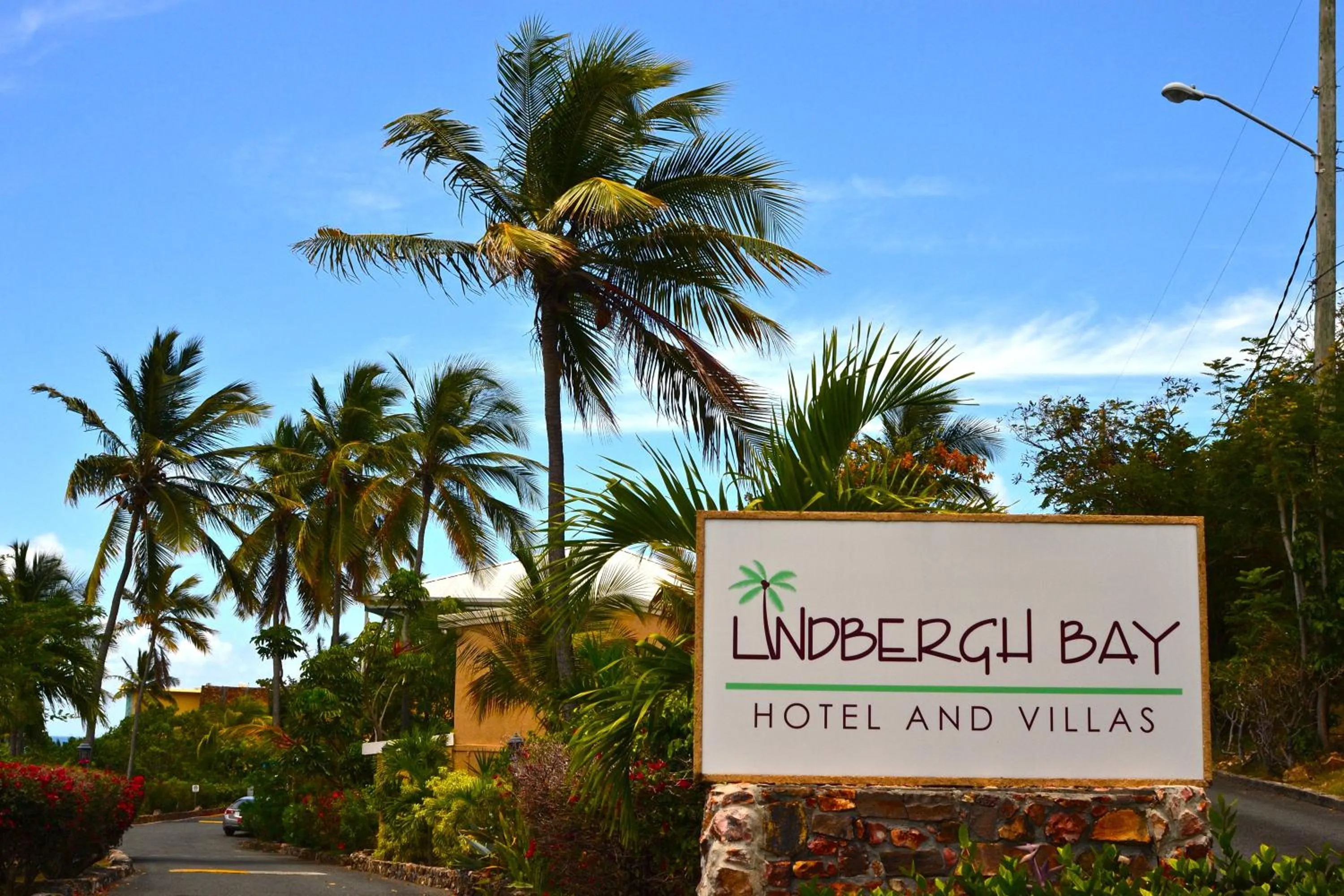 Logo/Certificate/Sign in Lindbergh Bay Hotel