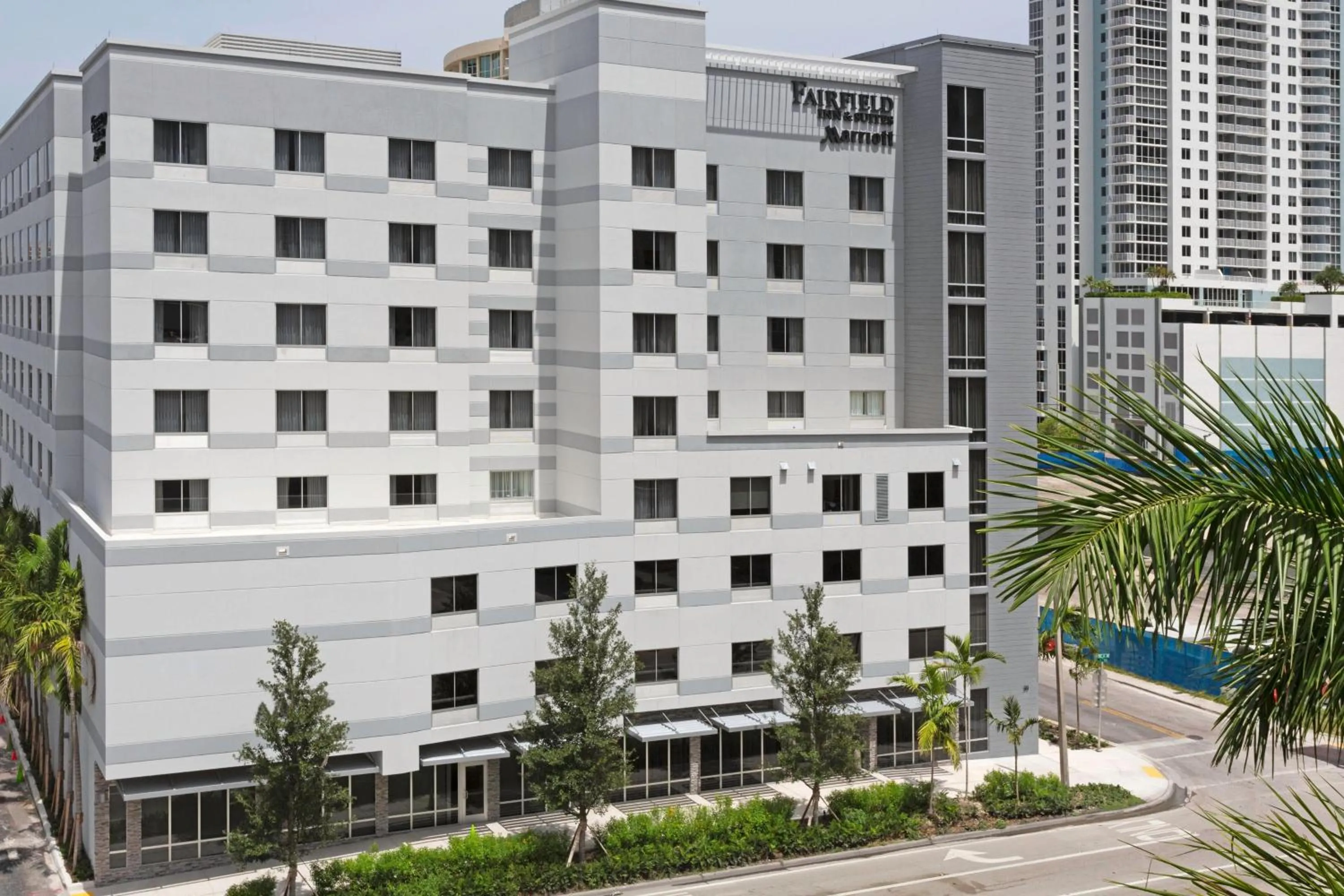 Property building in Fairfield Inn & Suites By Marriott Fort Lauderdale Downtown/Las Olas
