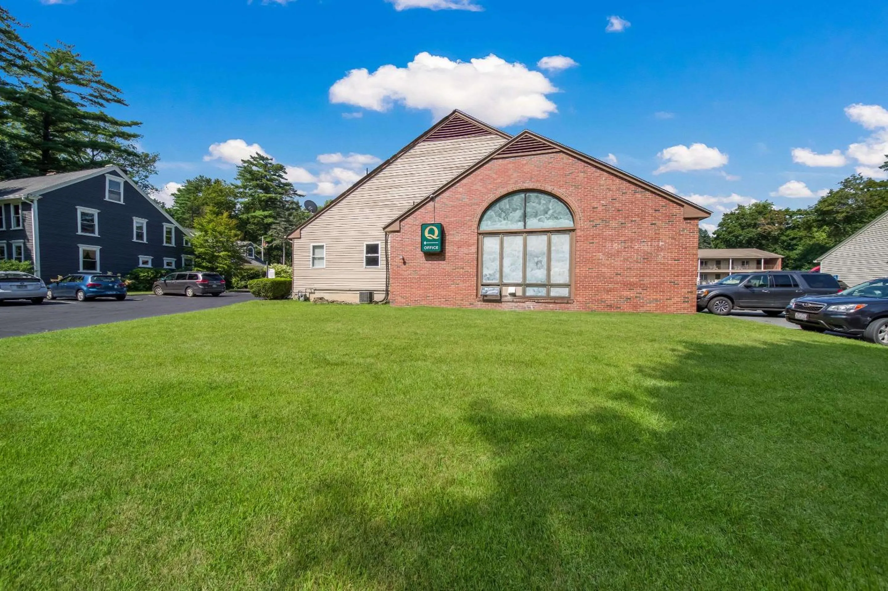 Property building in Quality Inn Great Barrington