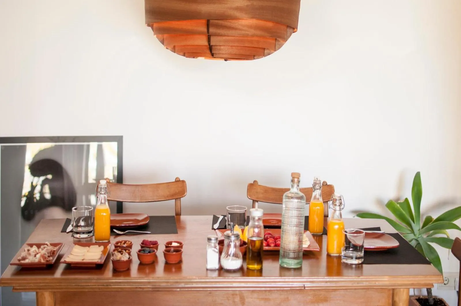 Buffet breakfast in Casa Boumort