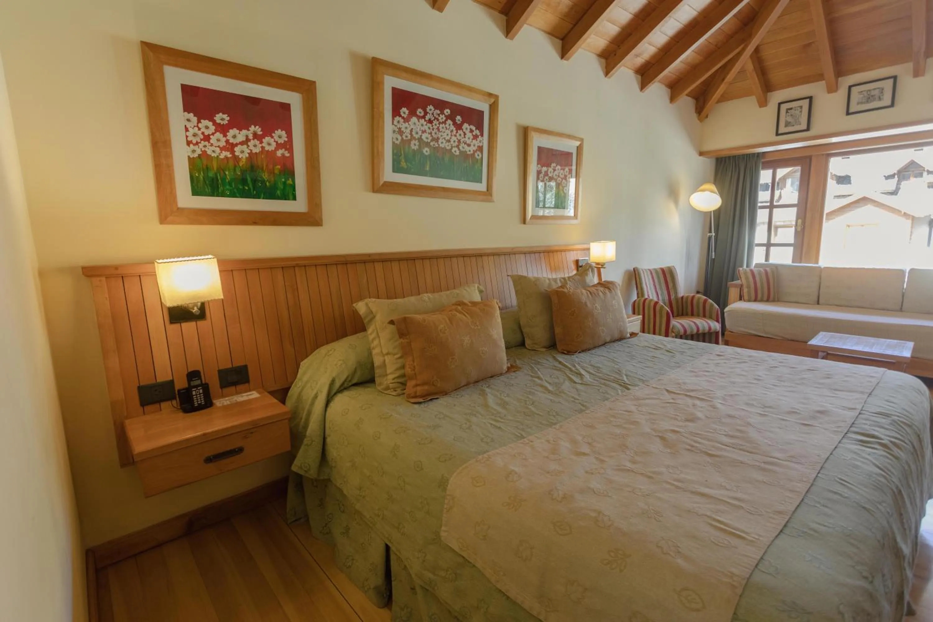 Bedroom, Bed in Hotel y Cabañas Le Village