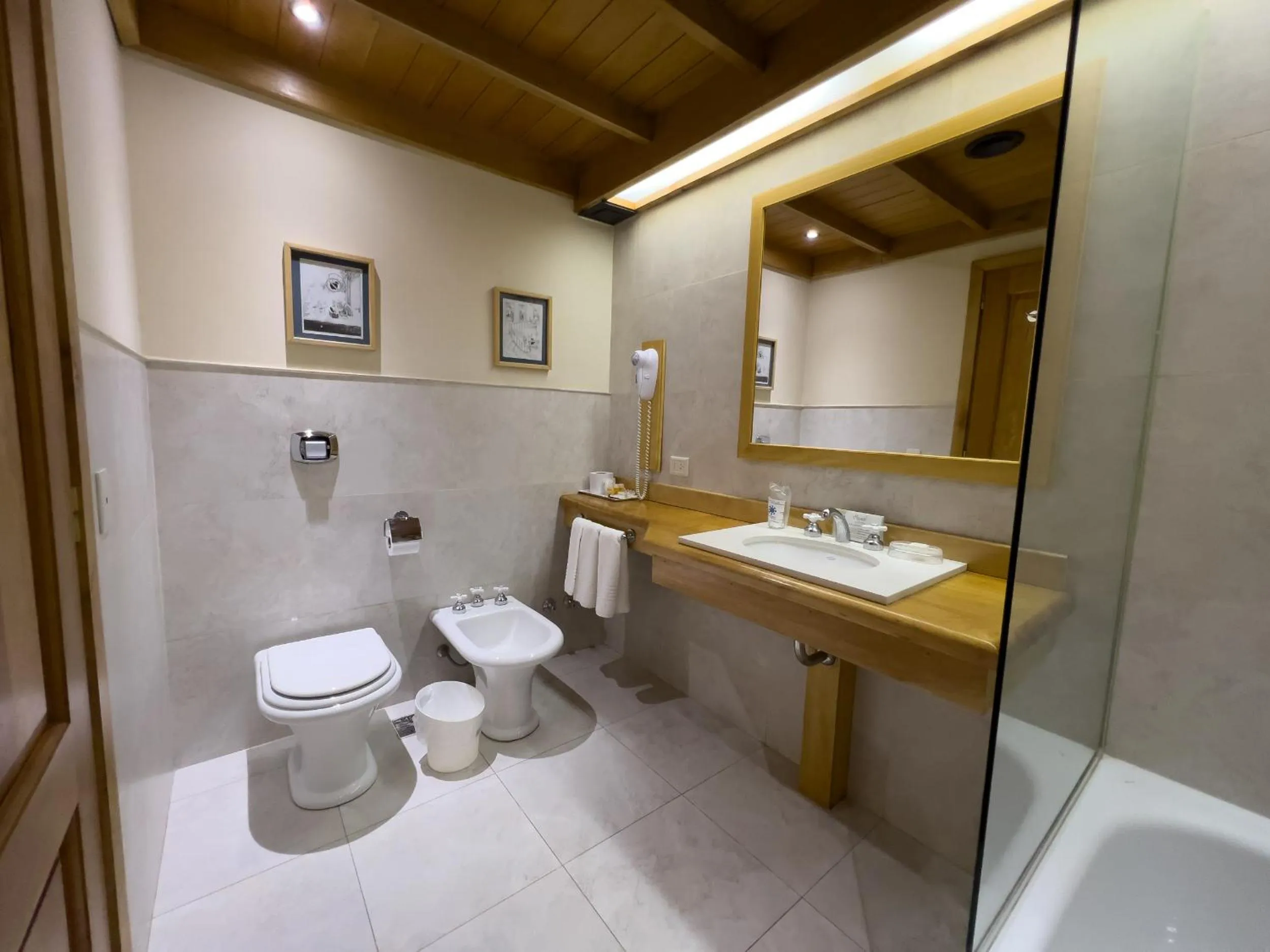 Bathroom in Hotel y Cabañas Le Village