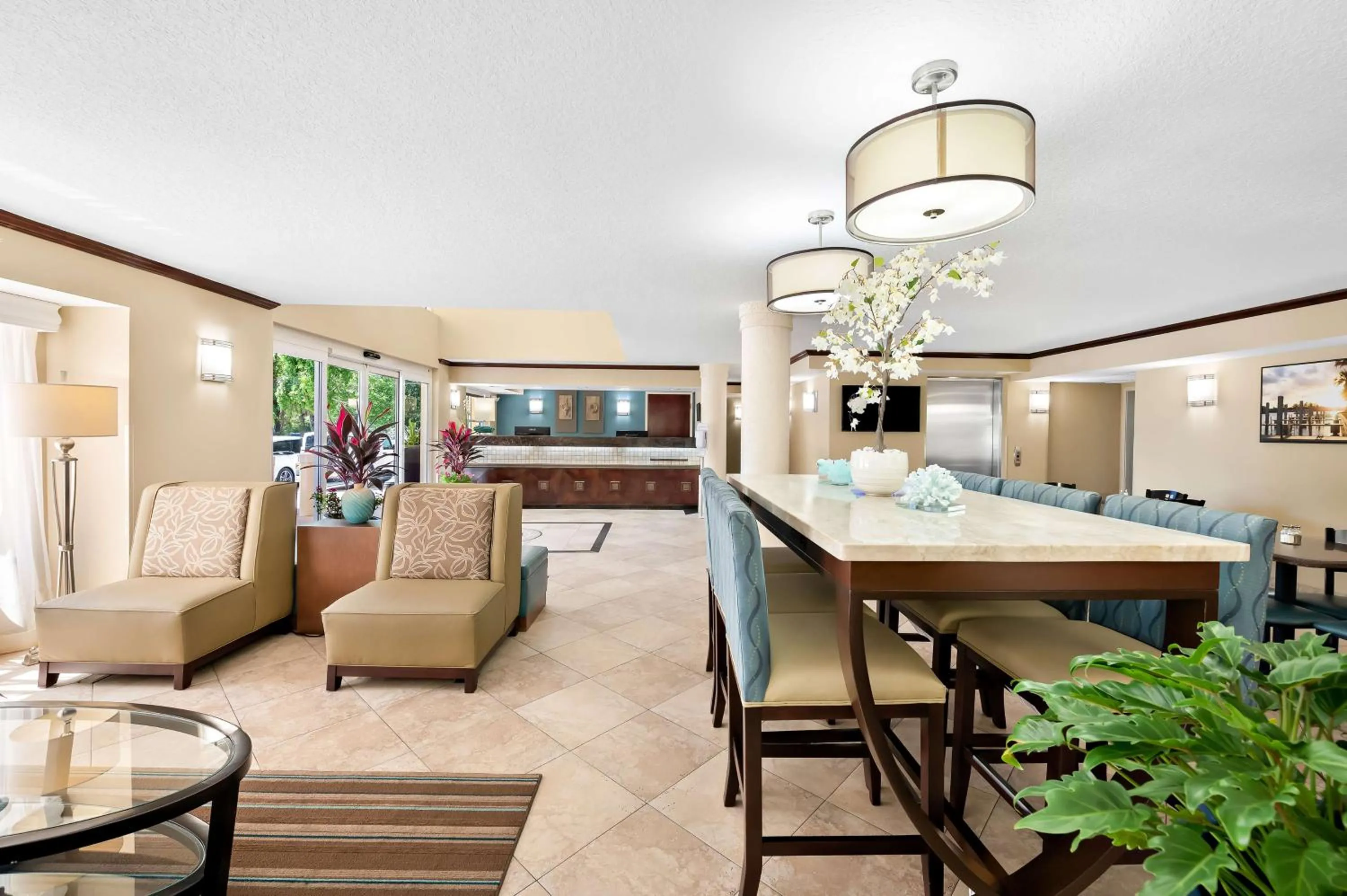 Lobby or reception in Best Western Intracoastal Inn