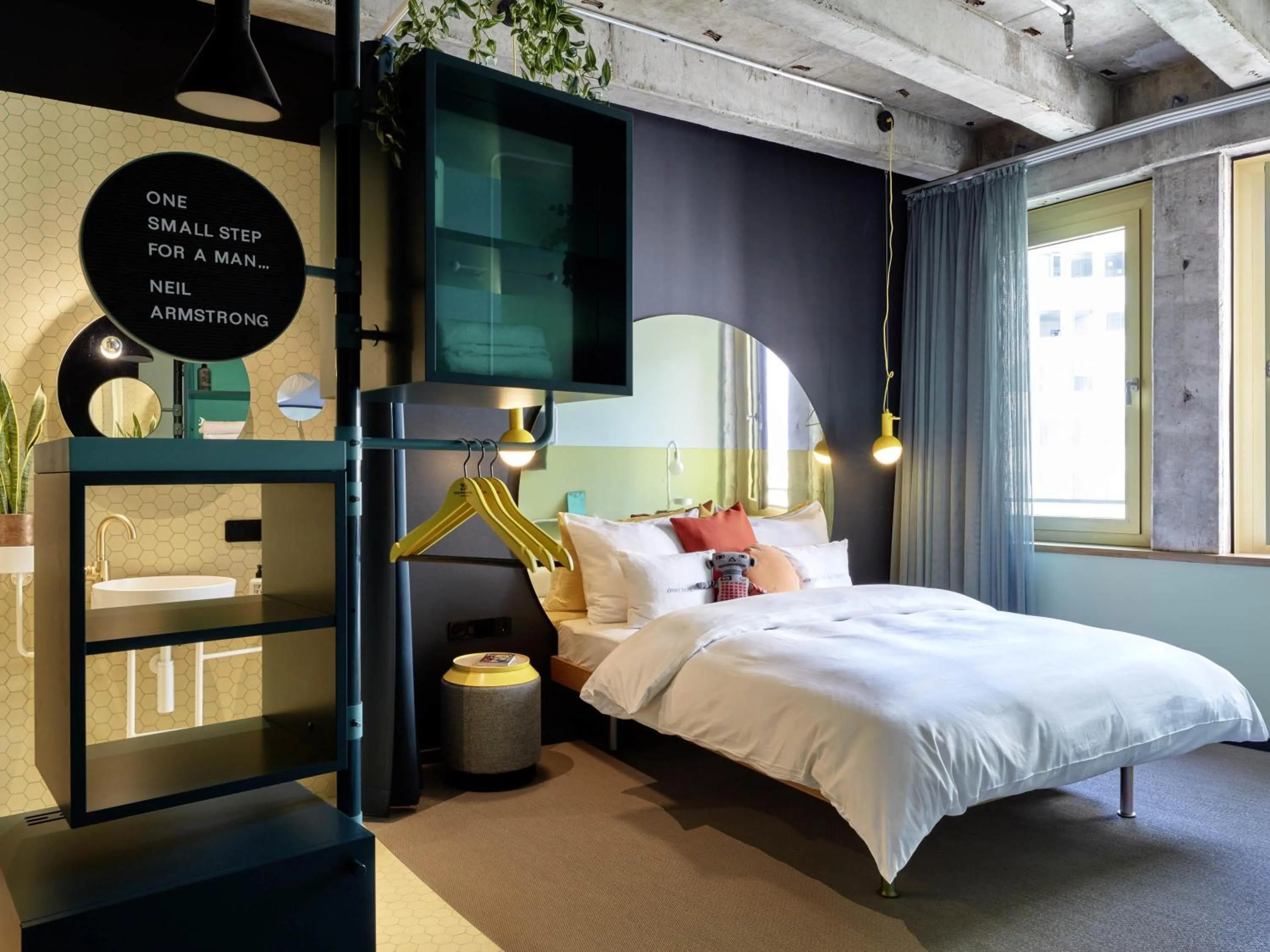 Bedroom, Bed in 25hours Hotel The Circle