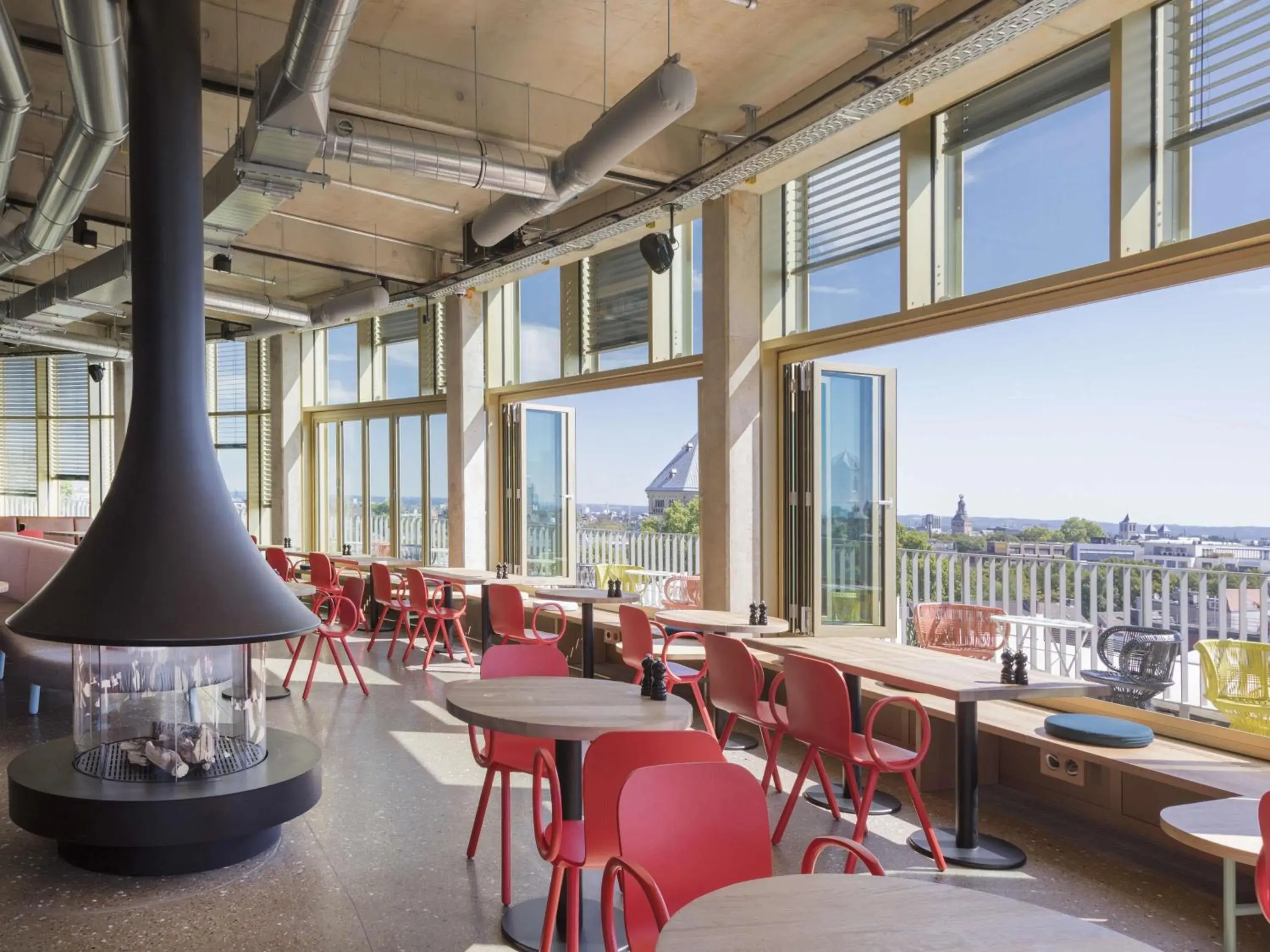 Restaurant/places to eat in 25hours Hotel The Circle Restaurant/places to eat in 25hours Hotel The Circle