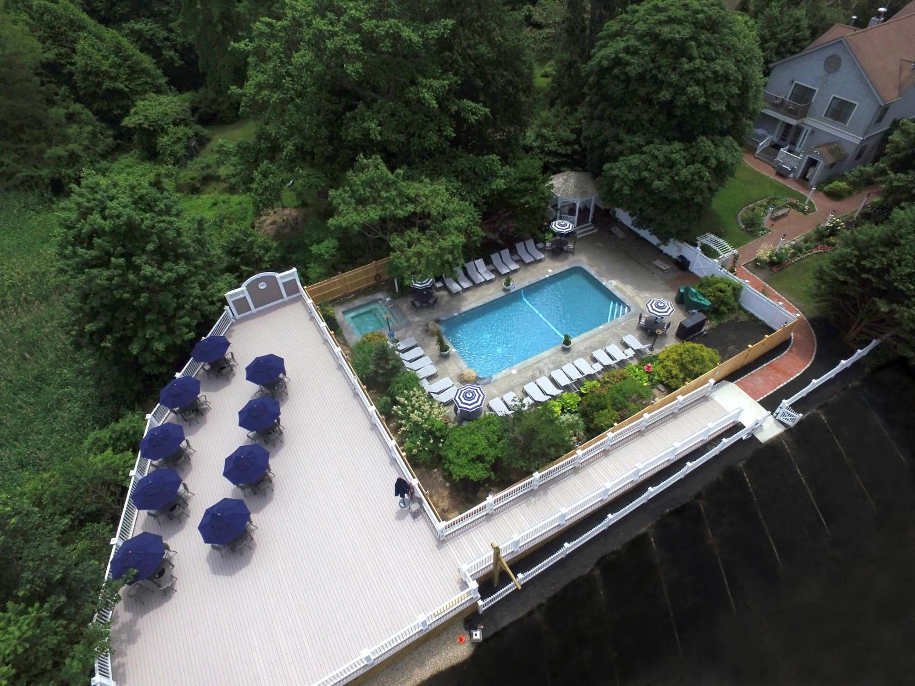 Bird's eye view in Dan'l Webster Inn and Spa