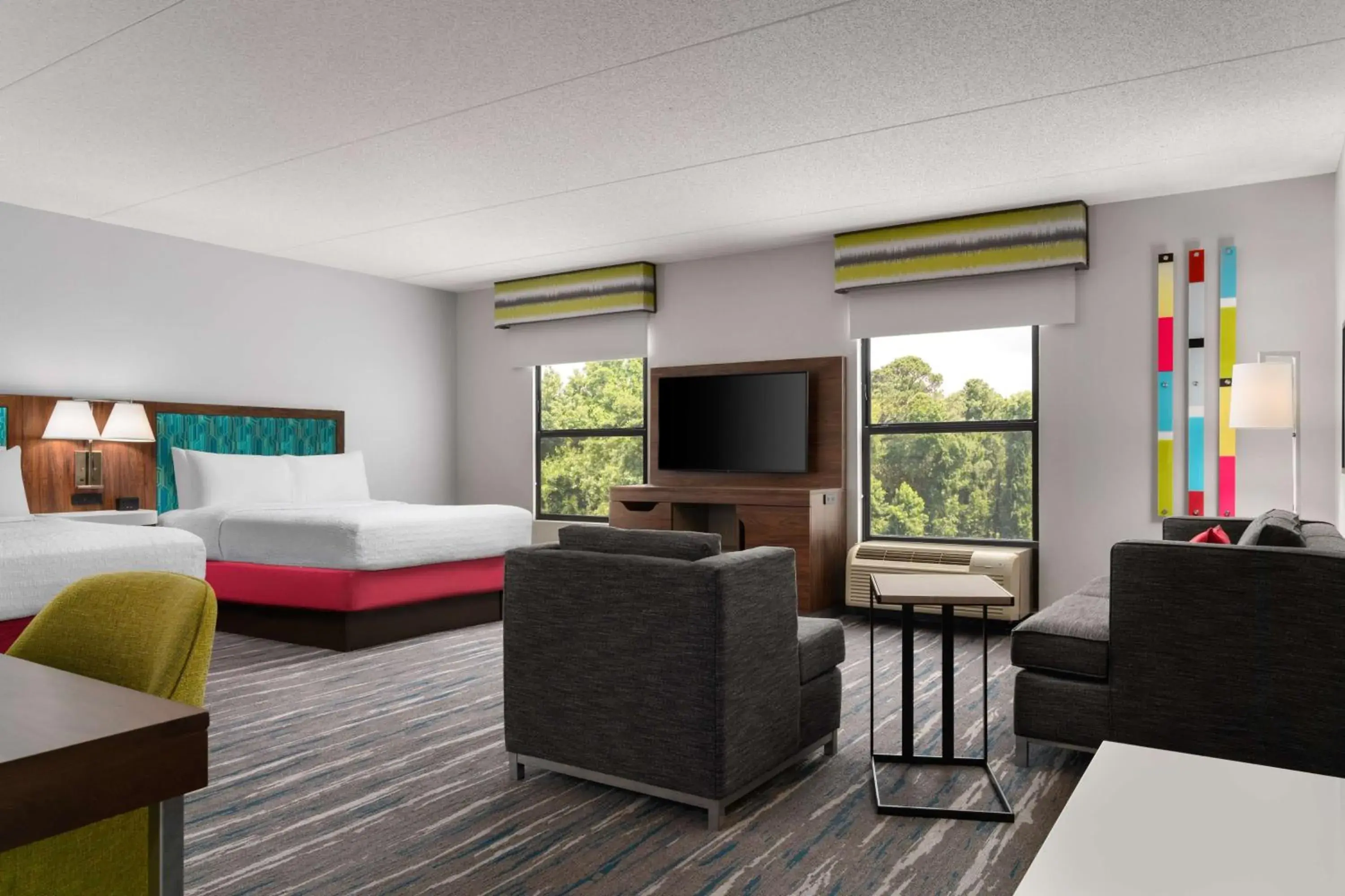 Living room, Bed in Hampton Inn Spring Lake Fayetteville Living room, Bed in Hampton Inn Spring Lake Fayetteville