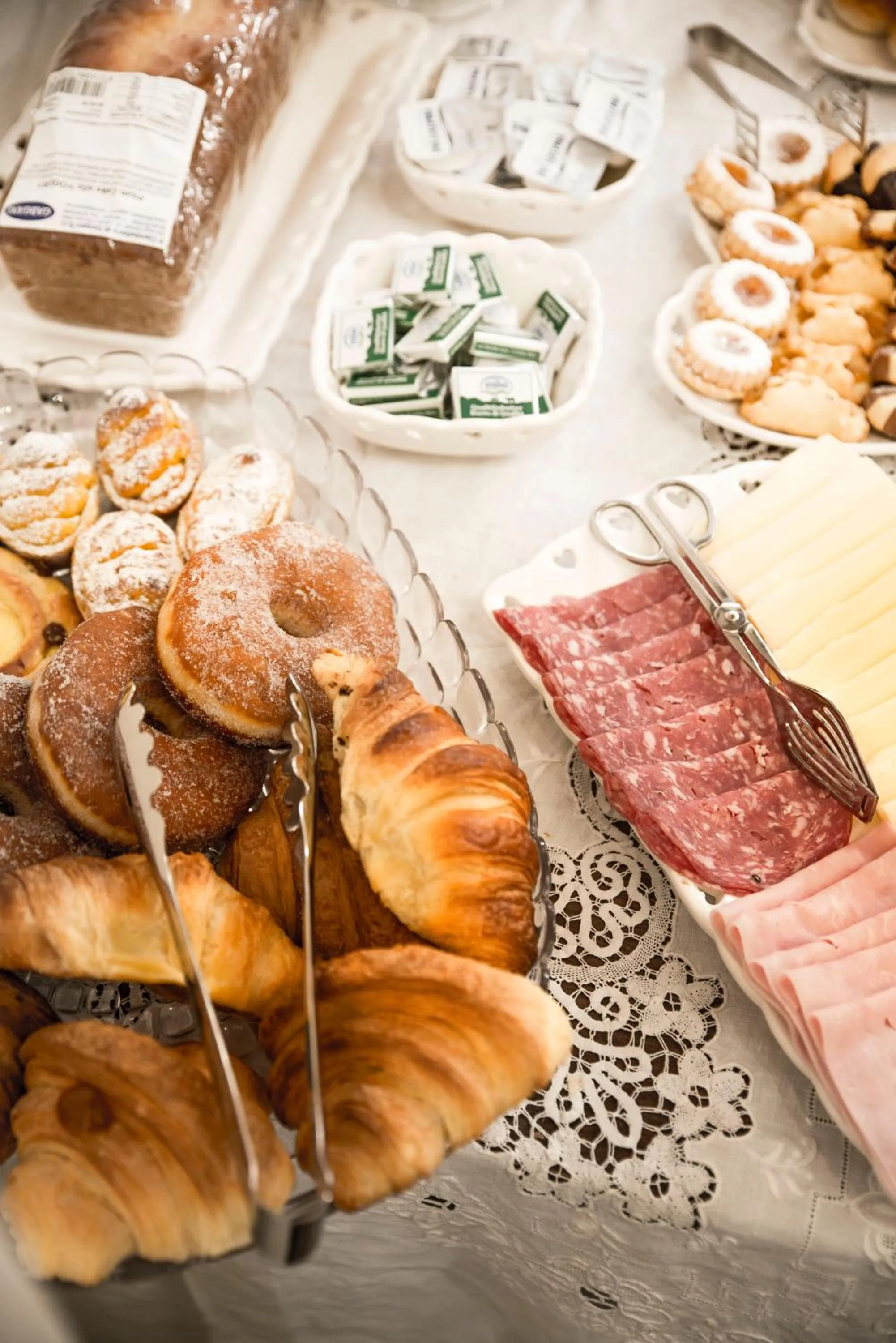 Continental breakfast in Residenza Delle Arti