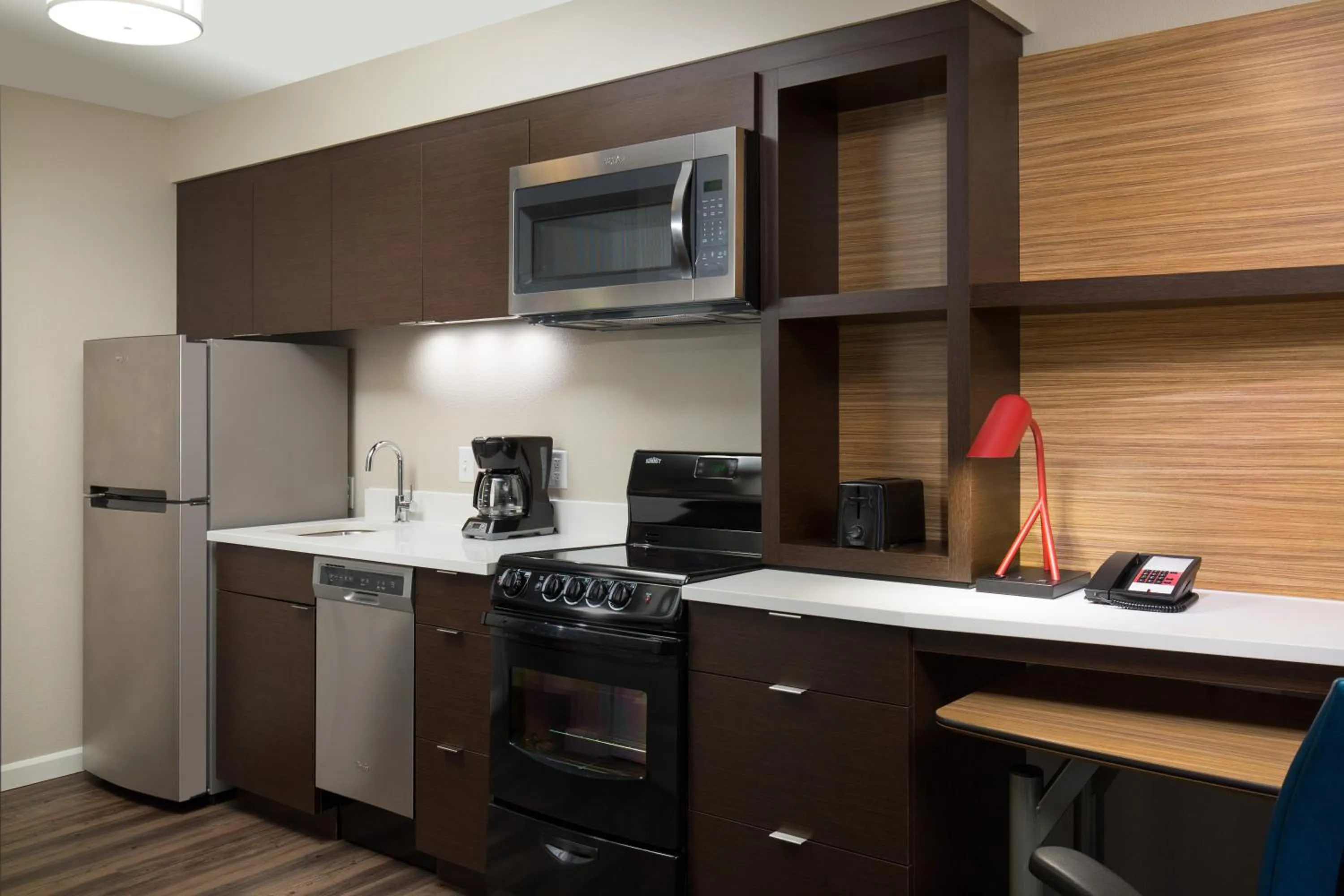 oven in Towneplace Suites By Marriott Austin North/Lakeline