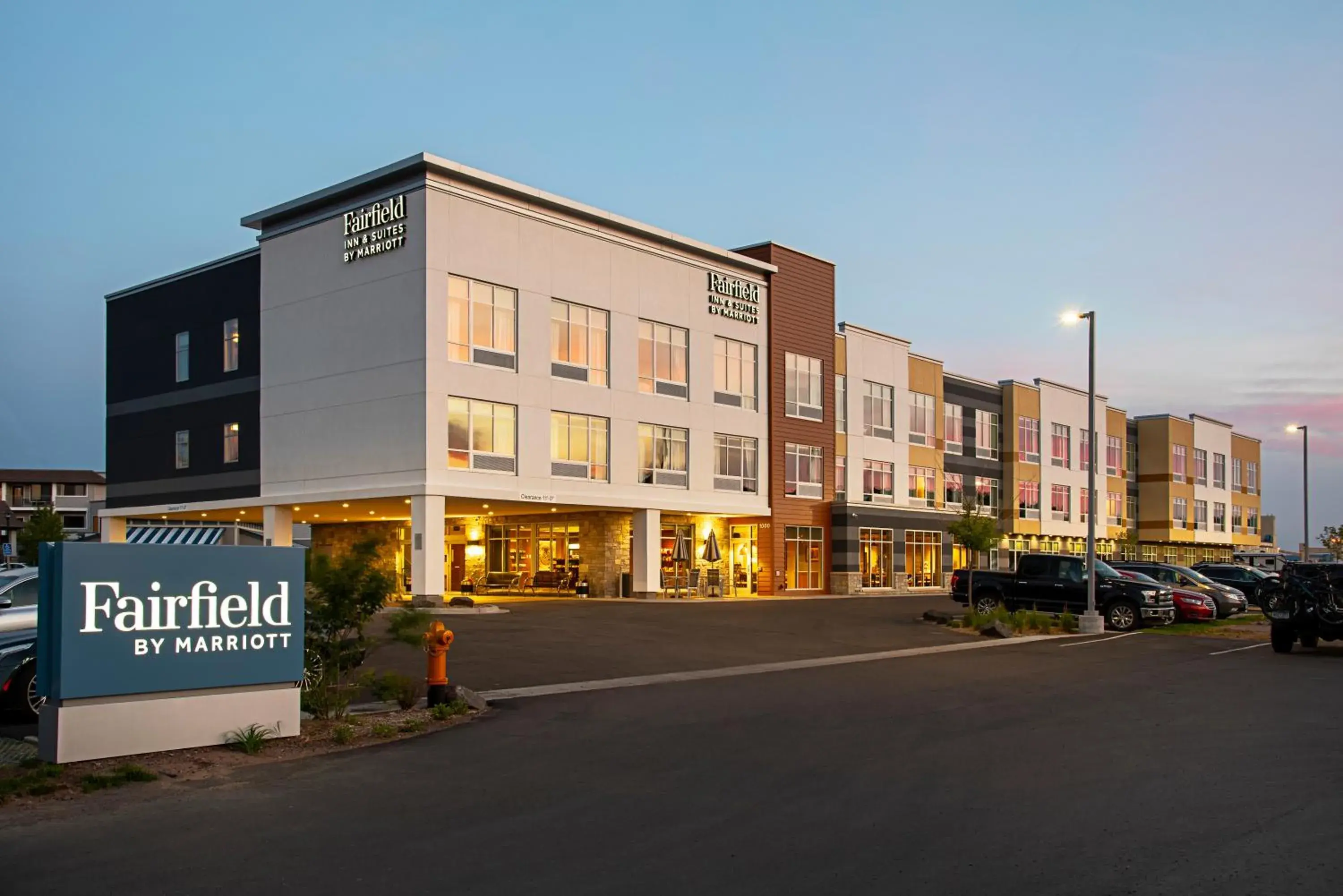 Property building in Fairfield Inn & Suites By Marriott Duluth Waterfront Property building in Fairfield Inn & Suites By Marriott Duluth Waterfront