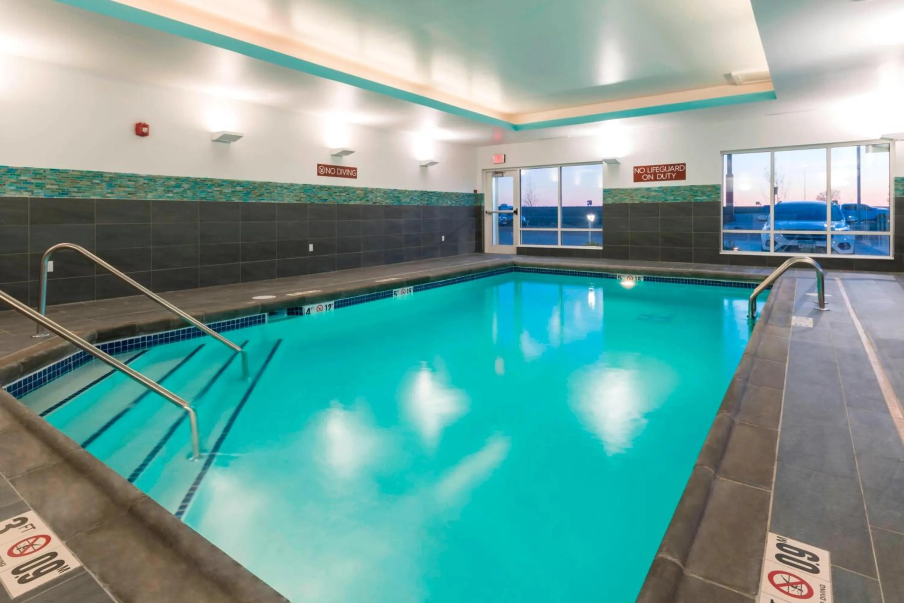 Swimming pool in Towneplace Suites By Marriott Hays