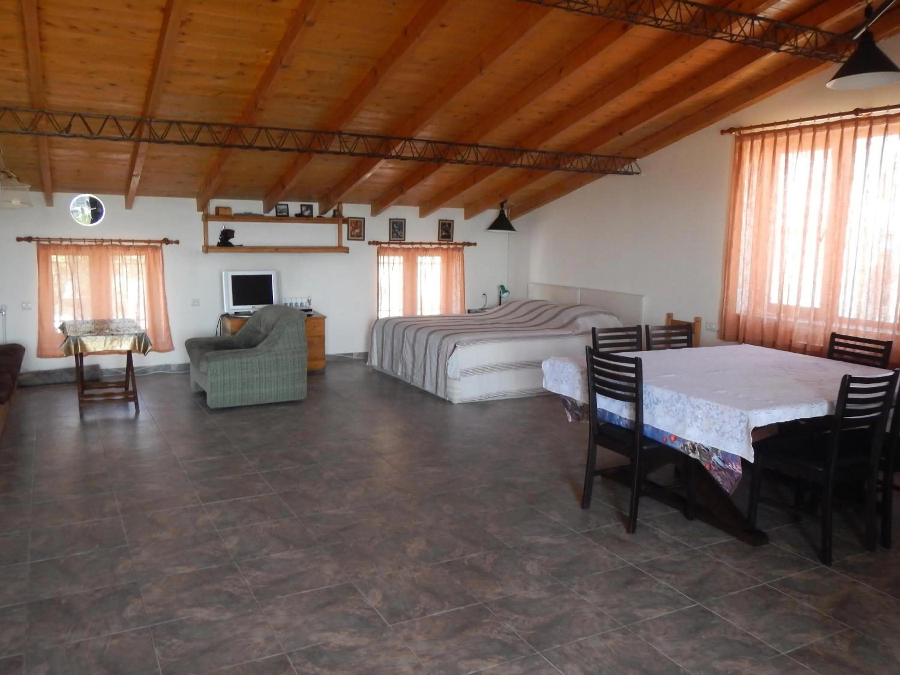 Cozy apartment in Aygedzor street