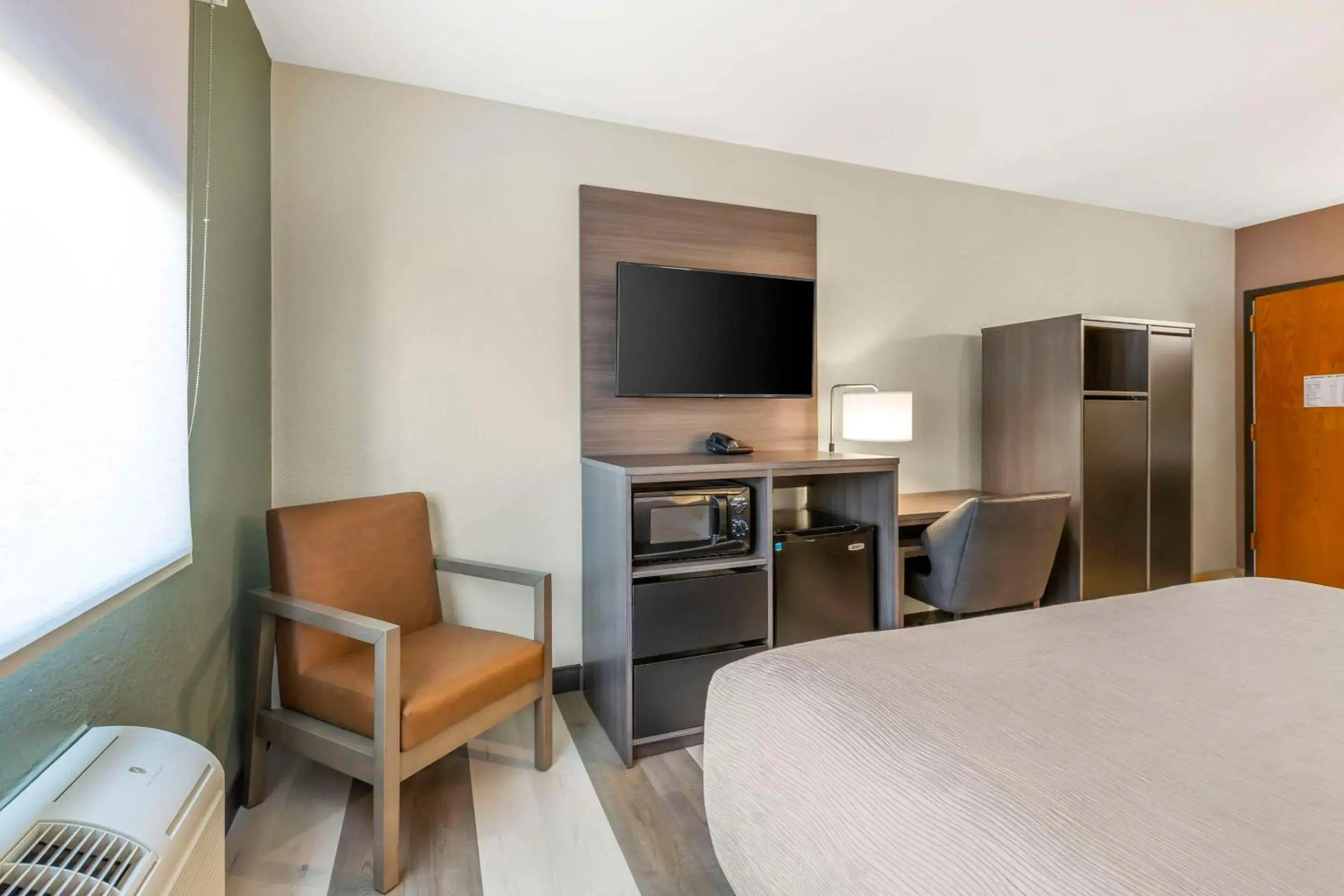 Bedroom, Bed in Quality Inn Hamilton Bitterroot Valley Bedroom, Bed in Quality Inn Hamilton Bitterroot Valley