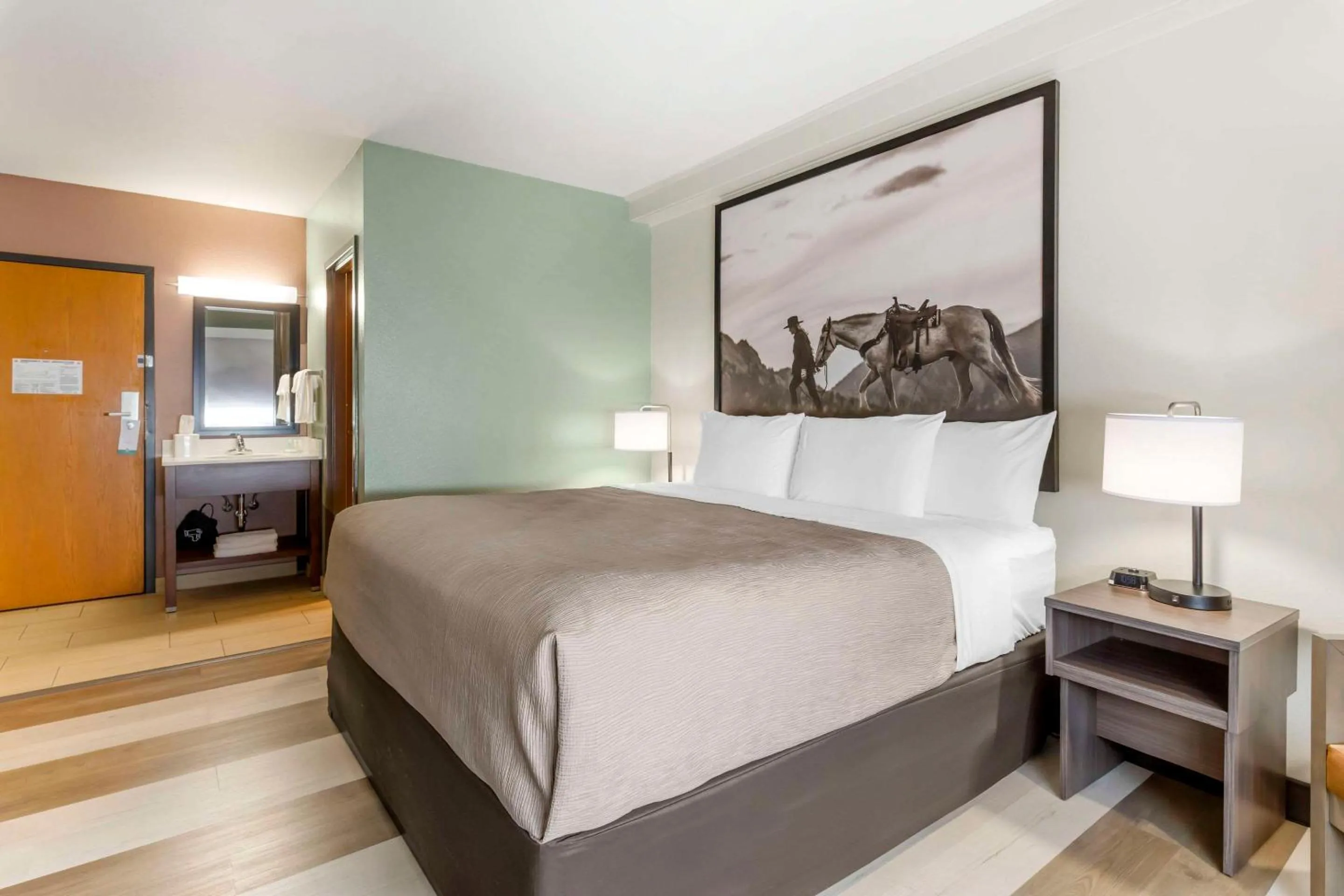 Bedroom, Bed in Quality Inn Hamilton Bitterroot Valley