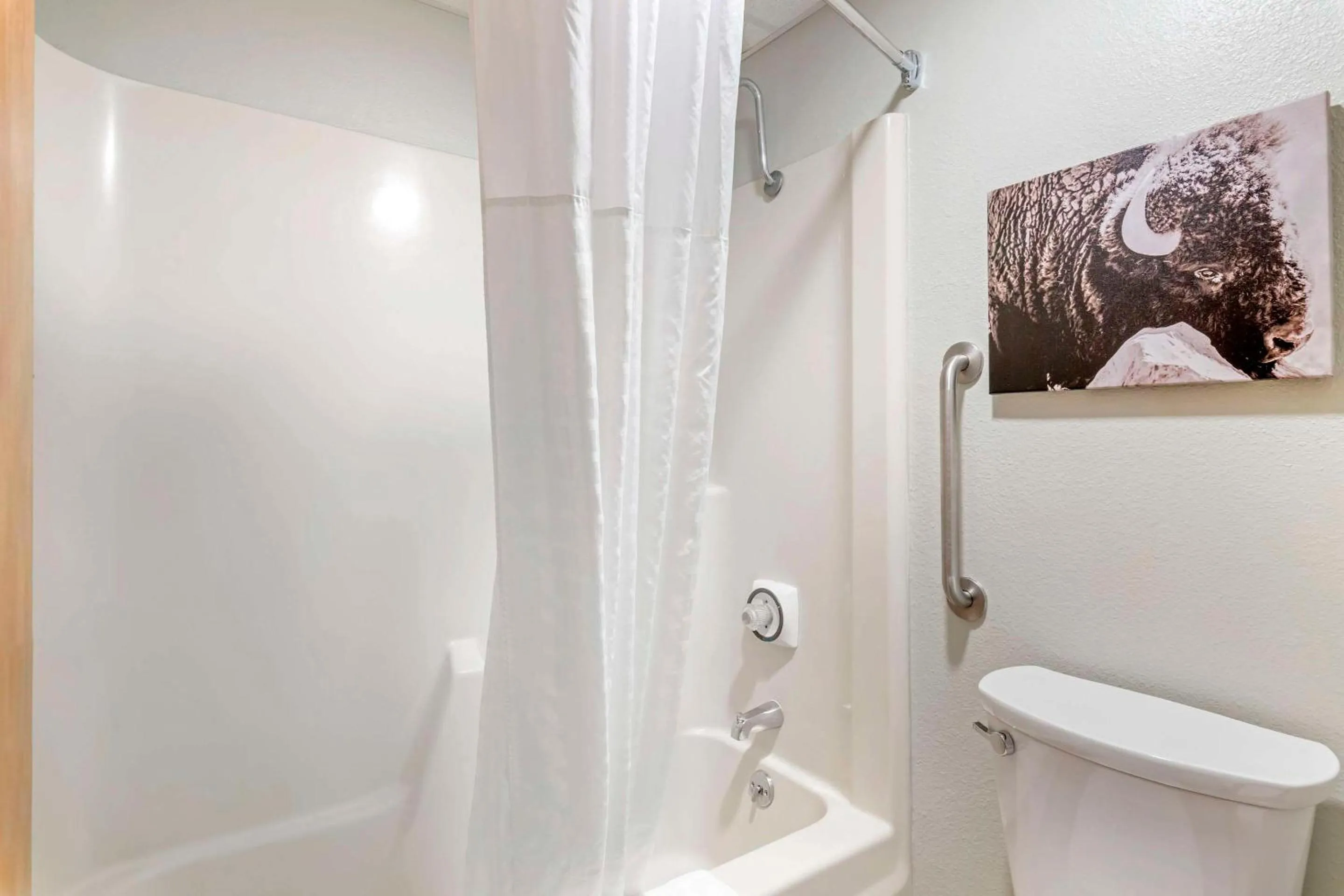 Bathroom in Quality Inn Hamilton Bitterroot Valley