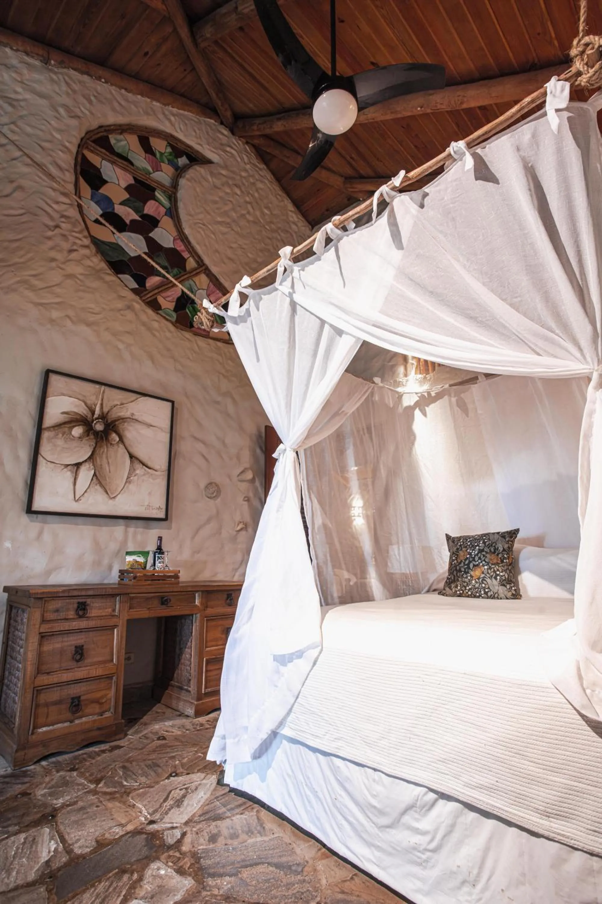 Bed in Natura Cabana Boutique Hotel & SPA by Mint