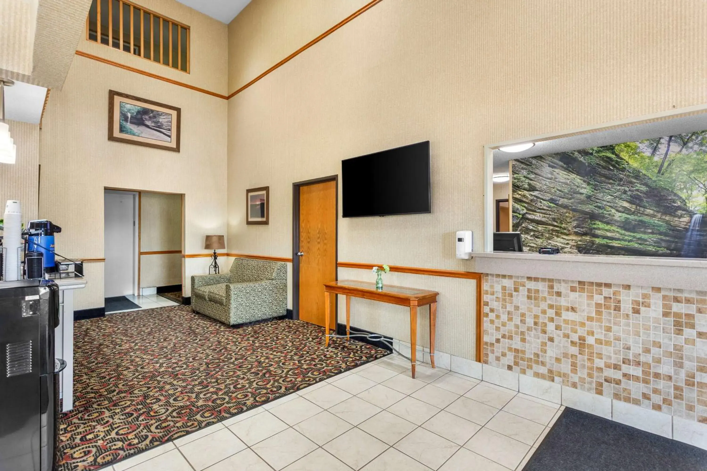 Lobby or reception in Best Western Oglesby Inn Lobby or reception in Best Western Oglesby Inn
