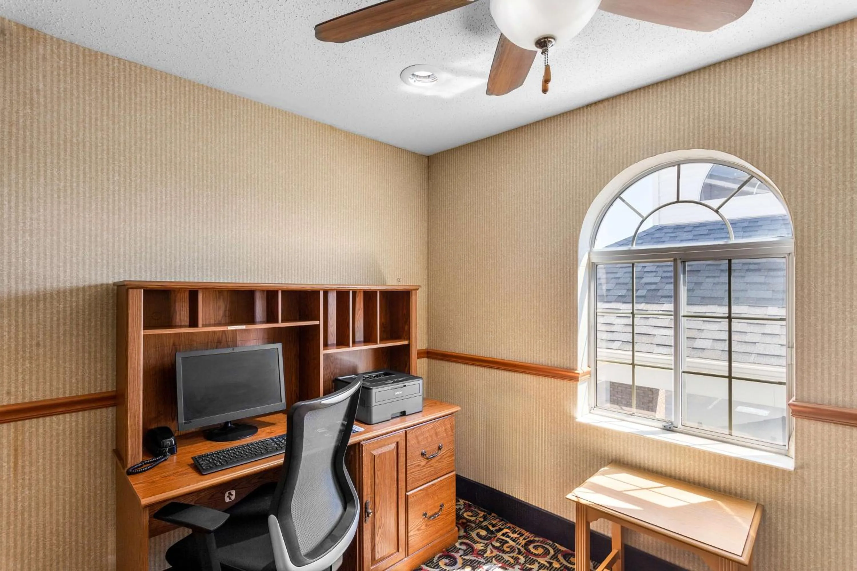 Business facilities in Best Western Oglesby Inn