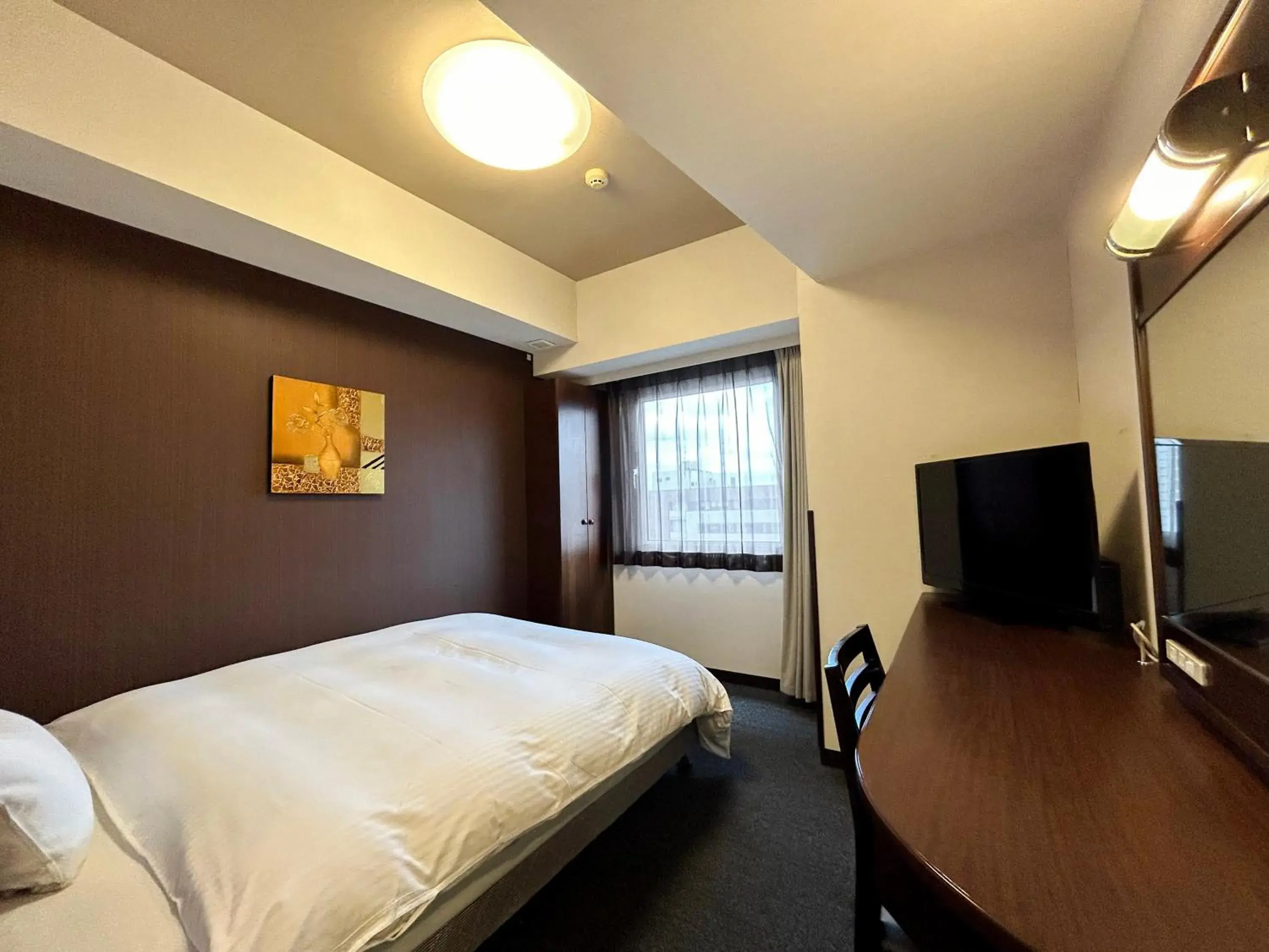 Single Room - single occupancy - Non-Smoking in Hotel Route-Inn Hirosaki Ekimae Single Room - single occupancy - Non-Smoking in Hotel Route-Inn Hirosaki Ekimae