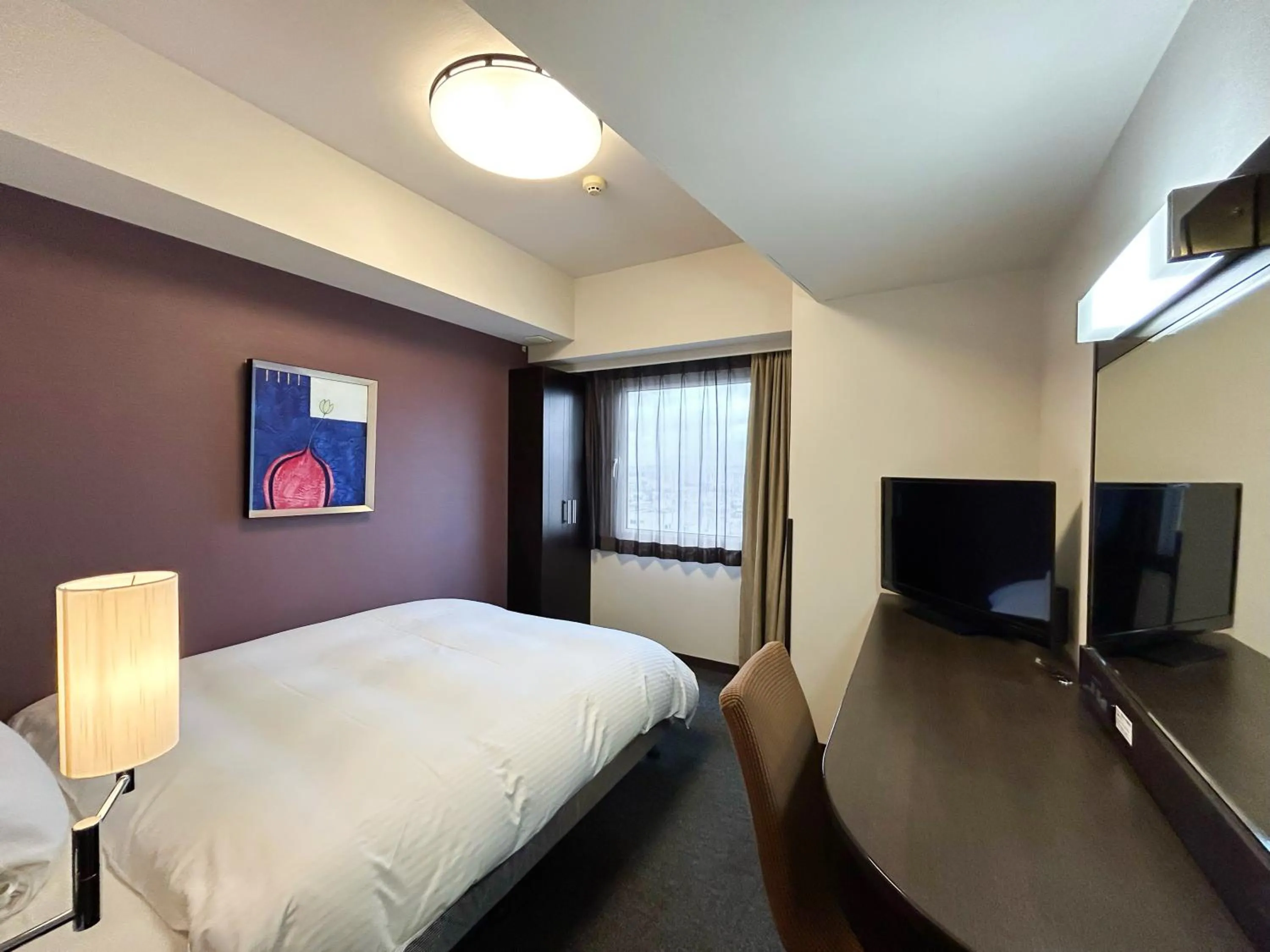 Photo of the whole room in Hotel Route-Inn Hirosaki Ekimae