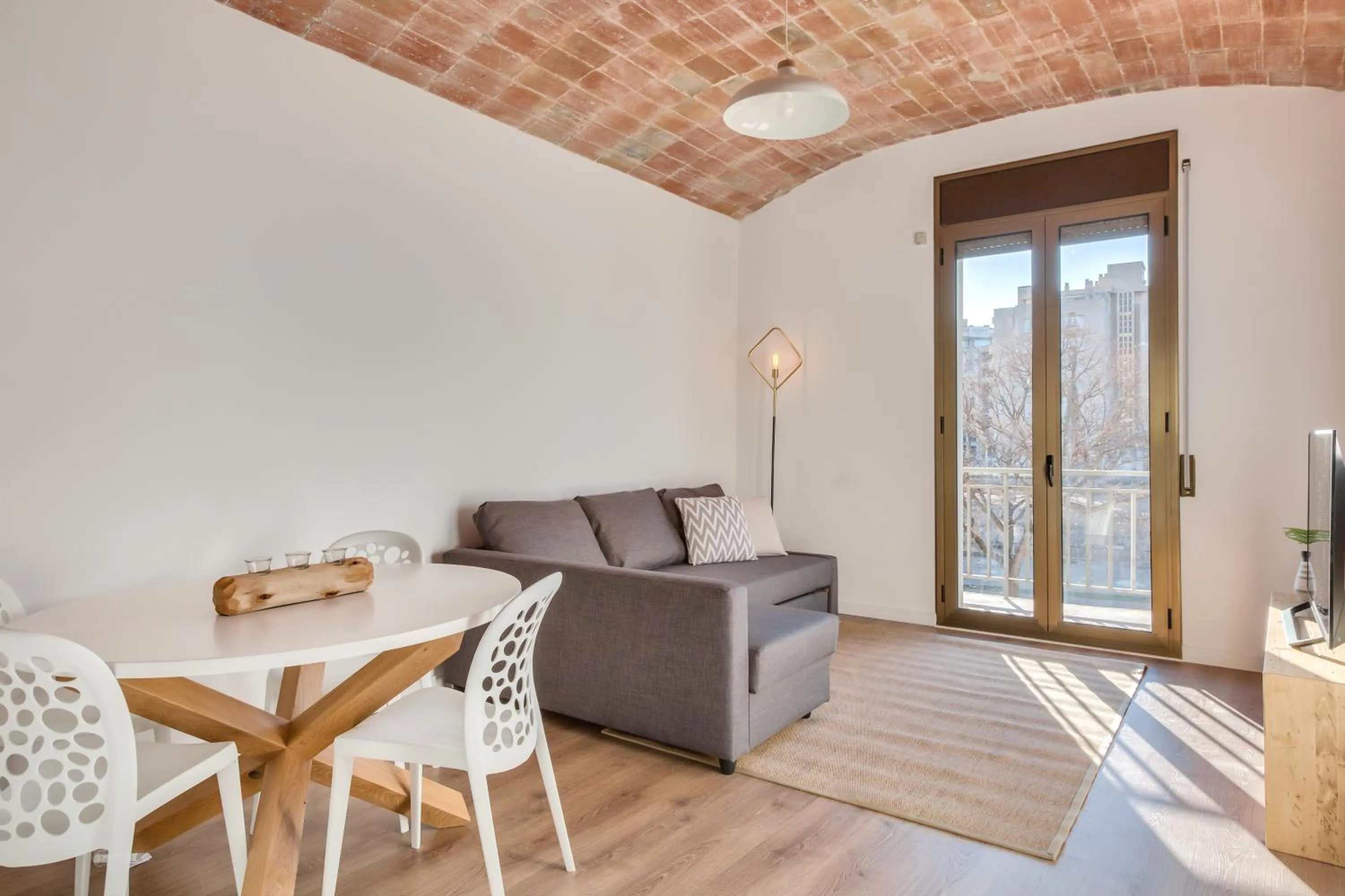 Flateli Girona City Center 2