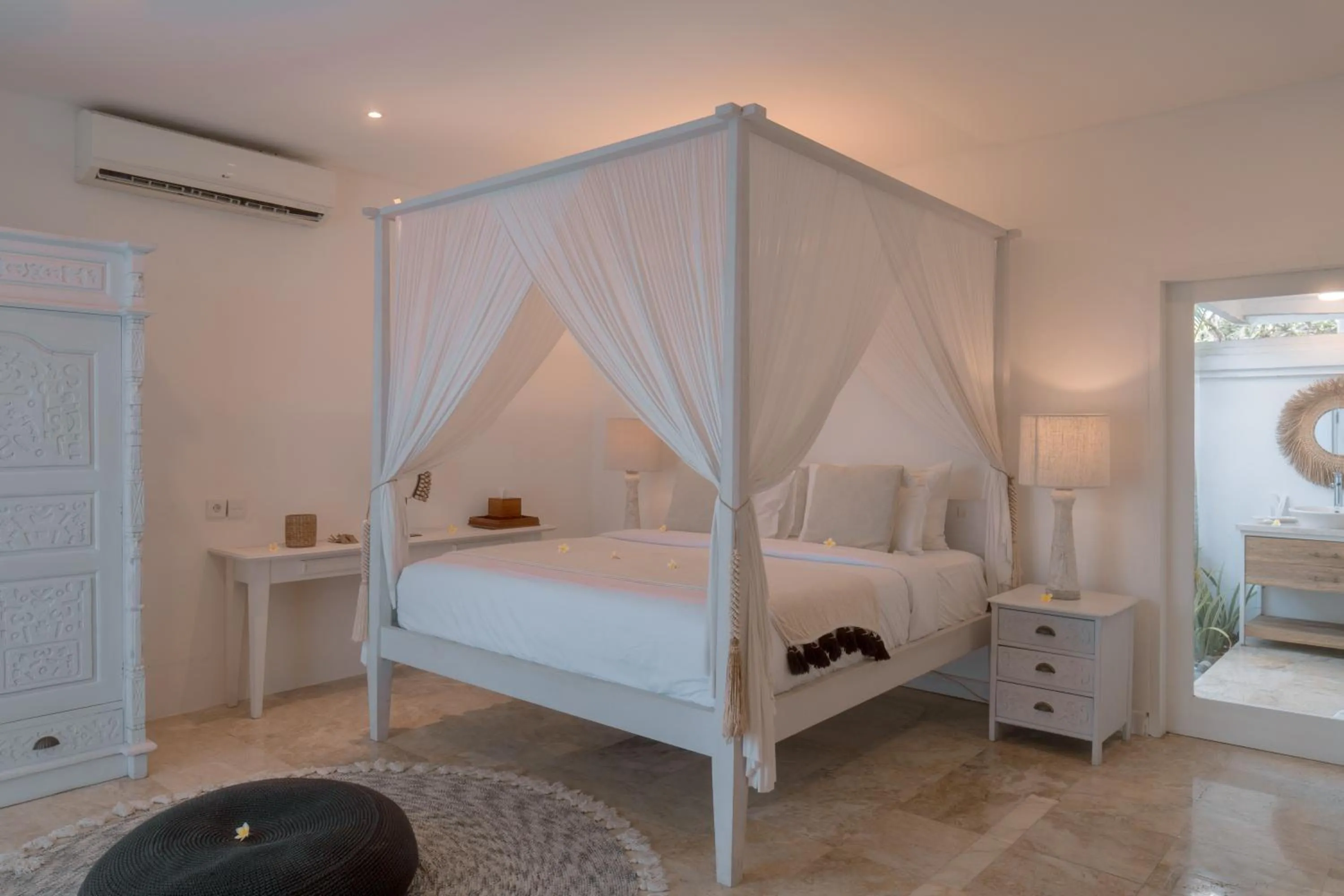 Bedroom, Bed in Villa Puri Balangan