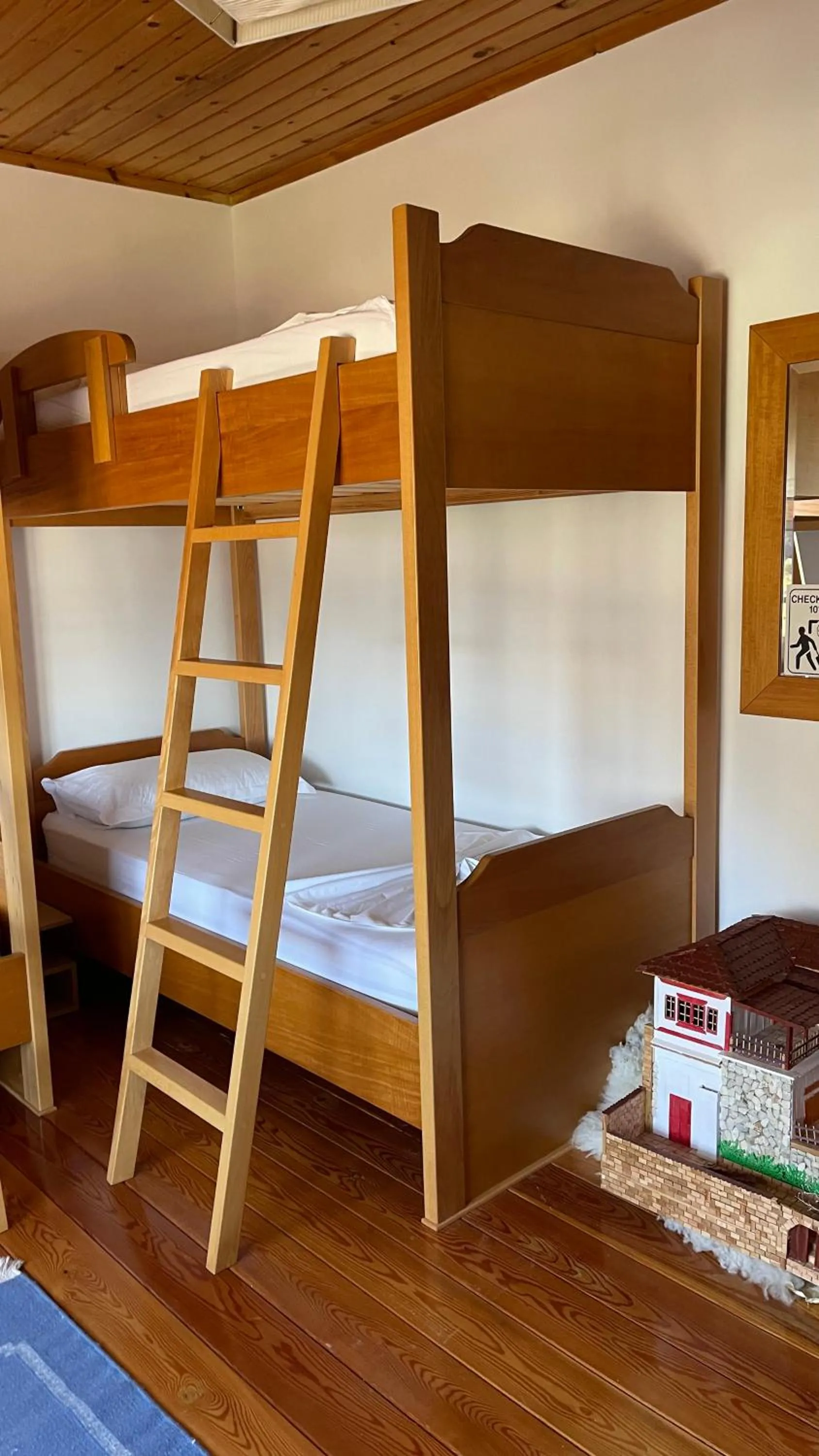 Bed in 6-Bed Mixed Dormitory Room in Ana Rest House Hostel Berat