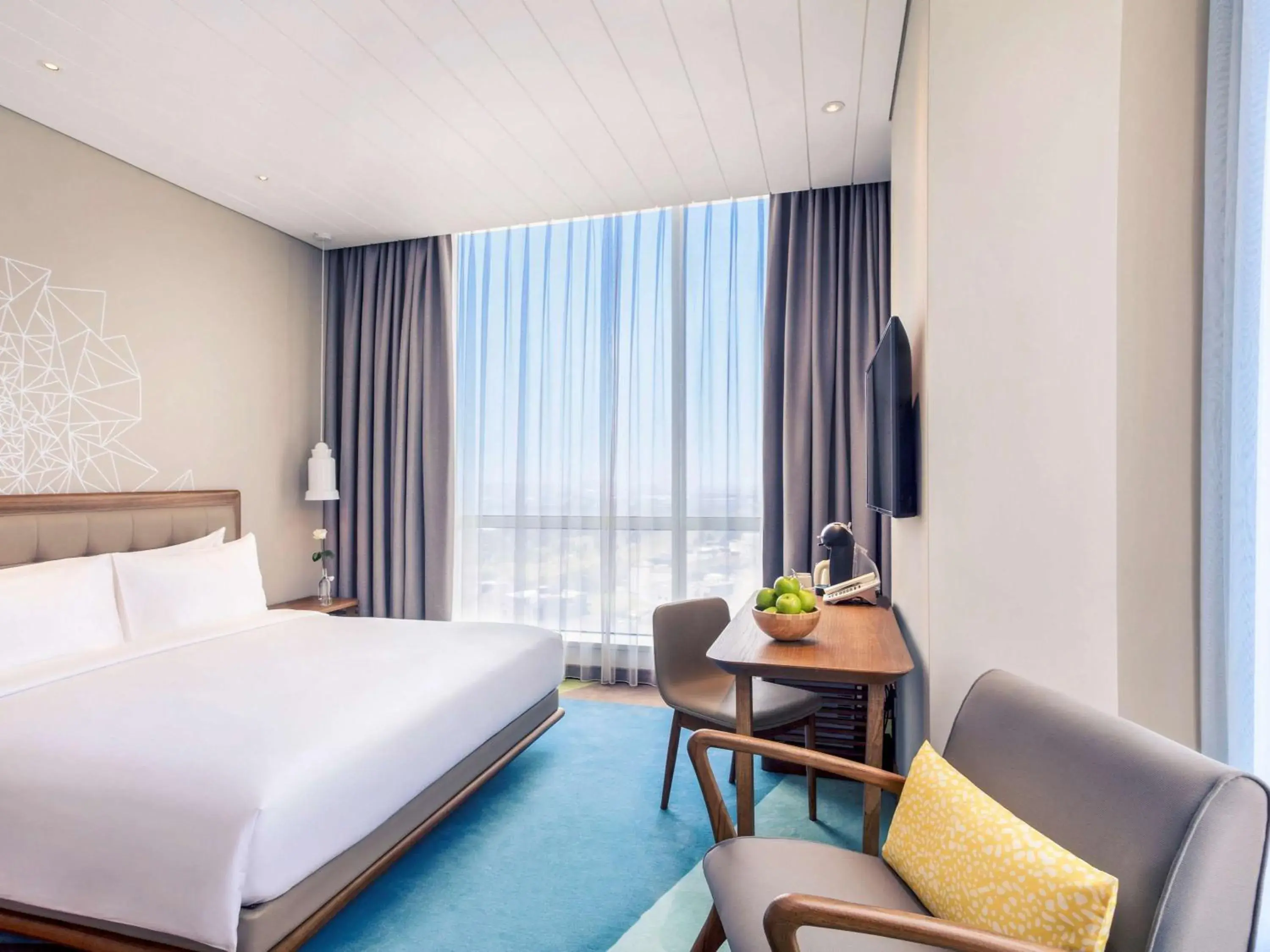 Photo of the whole room, Bed in Mercure Jakarta Pantai Indah Kapuk Photo of the whole room, Bed in Mercure Jakarta Pantai Indah Kapuk