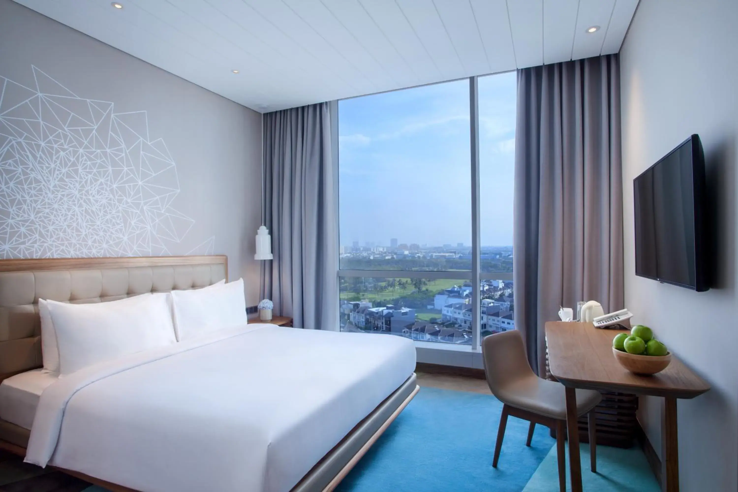 City view, Bed in Mercure Jakarta Pantai Indah Kapuk City view, Bed in Mercure Jakarta Pantai Indah Kapuk