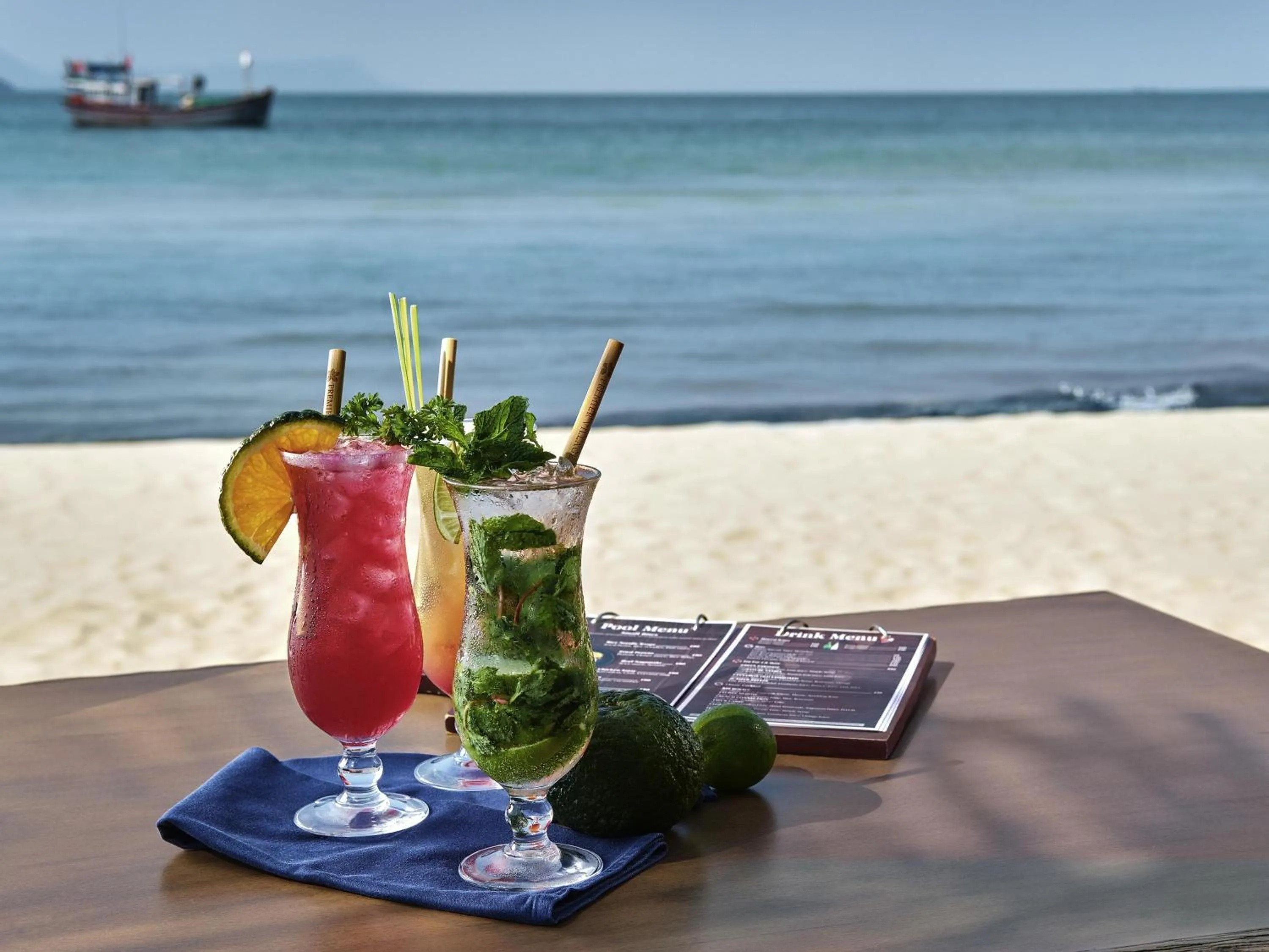 Lounge or bar in Premier Village Phu Quoc Resort Managed by Accor
