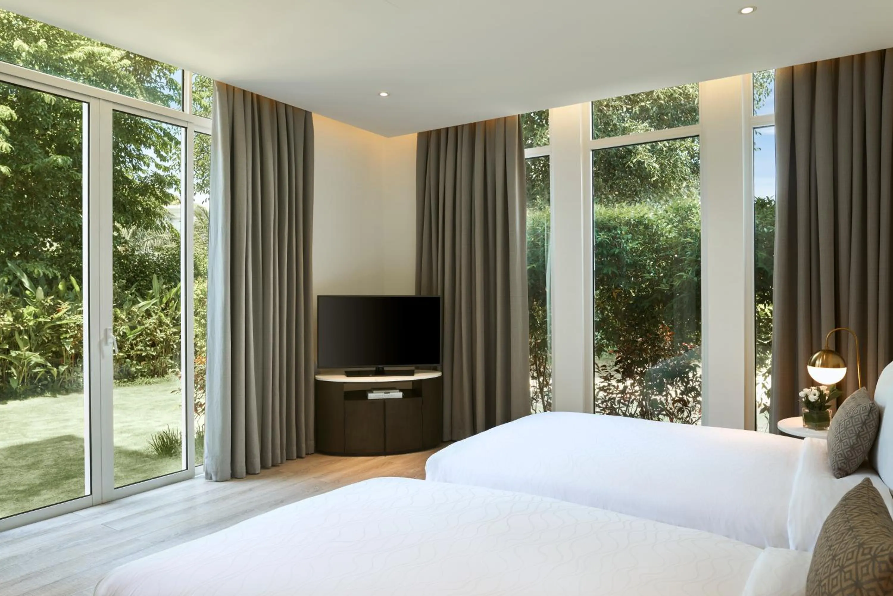 Communal lounge/ TV room, Bed in Premier Village Phu Quoc Resort Managed by Accor