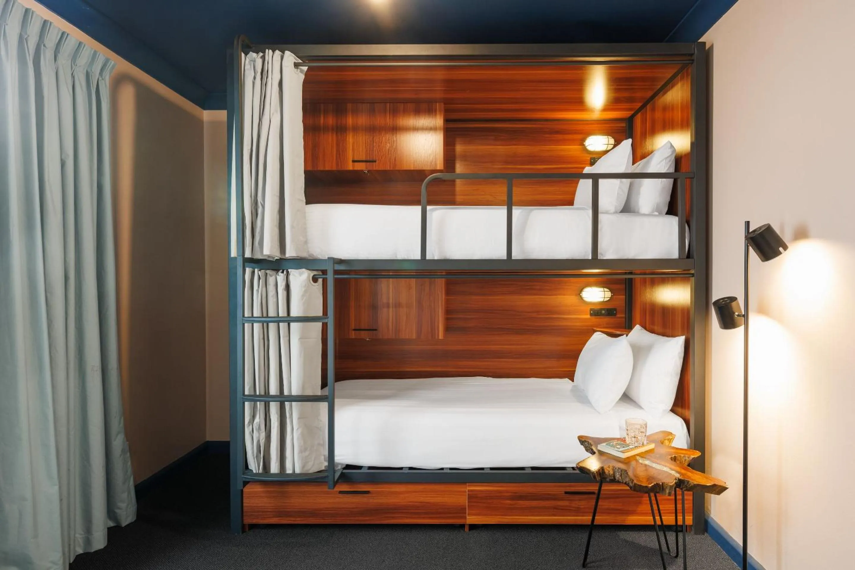 bunk bed, Bed in Roamer St Kilda