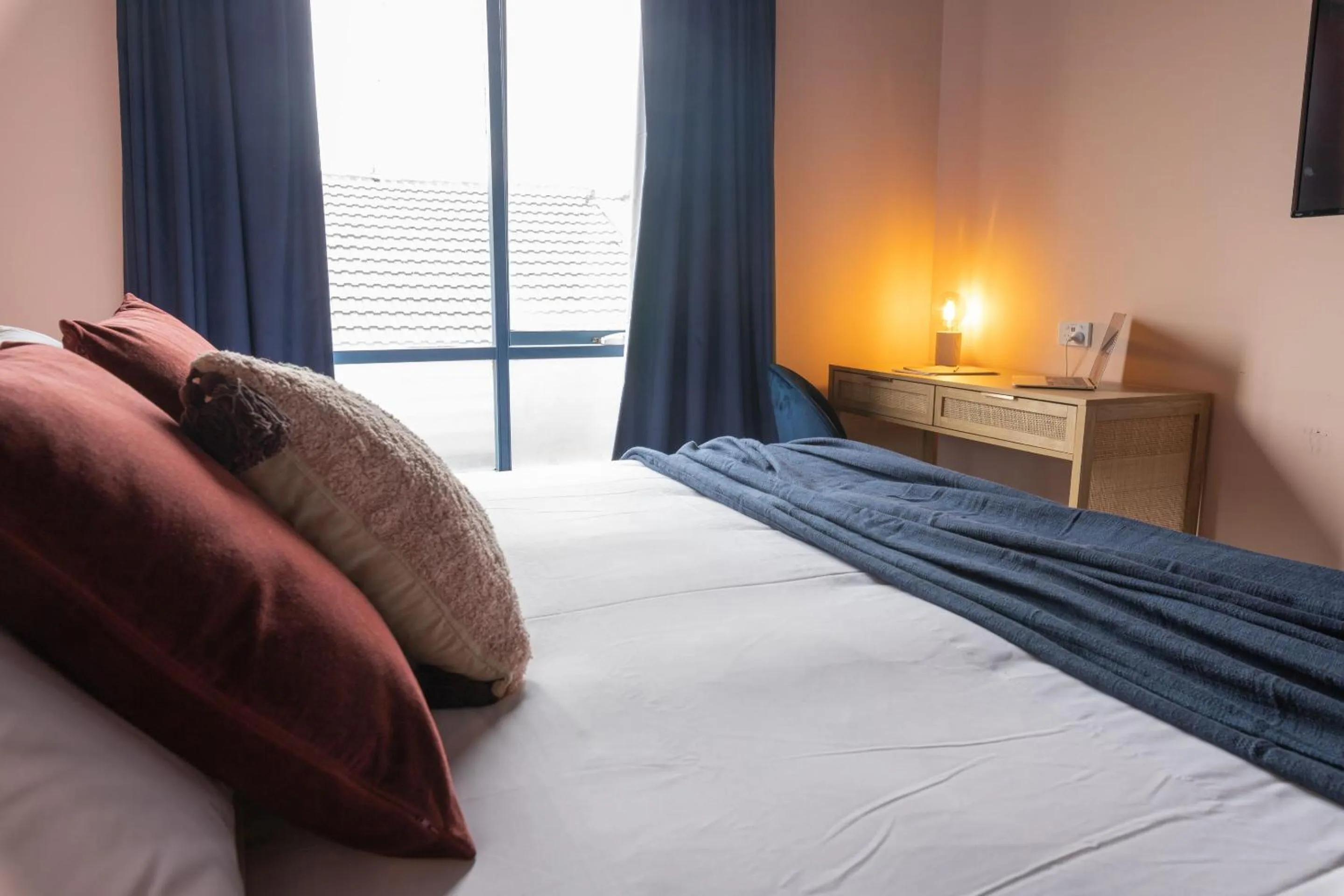 Bed in Roamer St Kilda