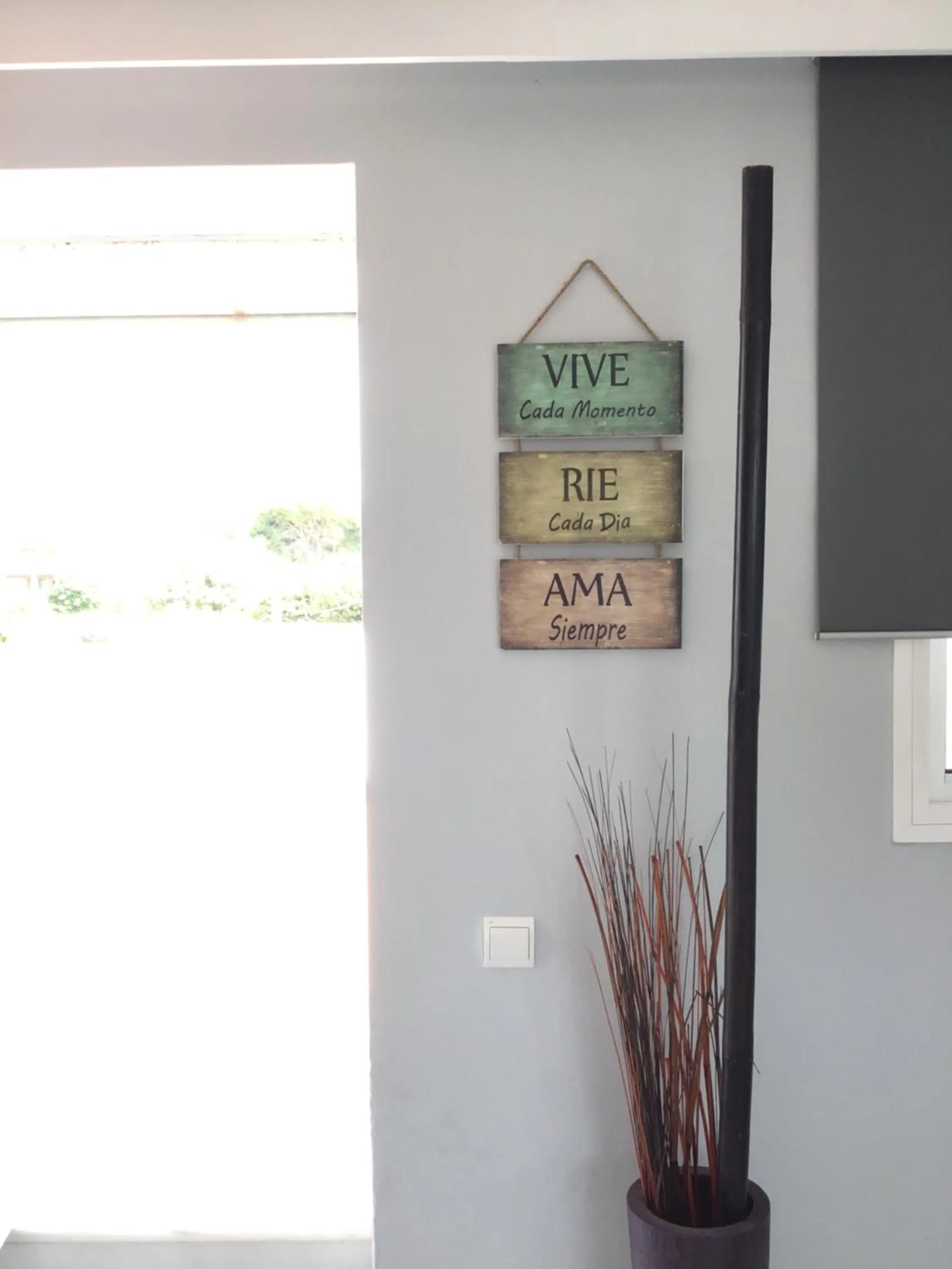 Logo/Certificate/Sign in Hotel Nómadas