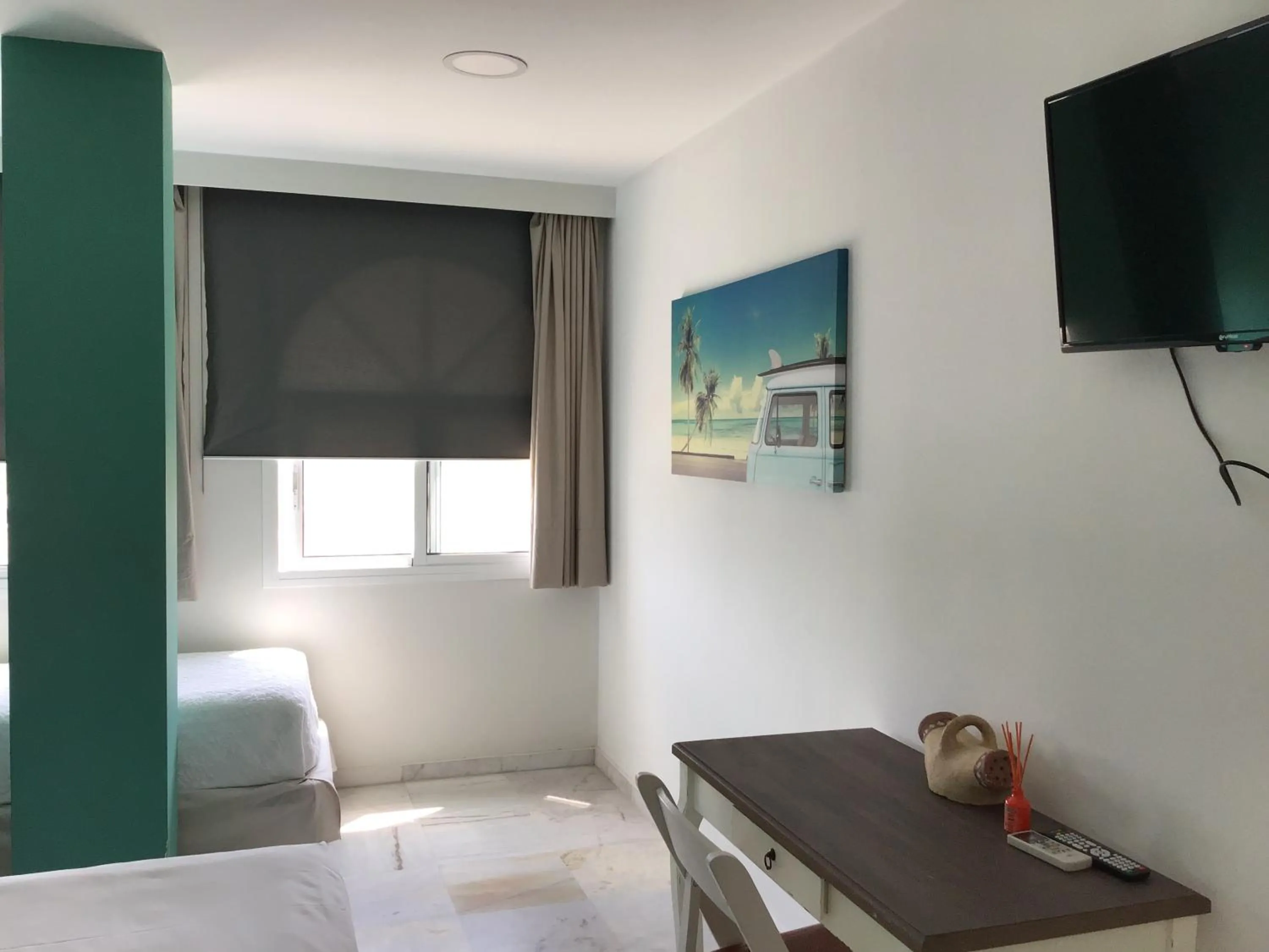 Photo of the whole room, Bed in Hotel Nómadas