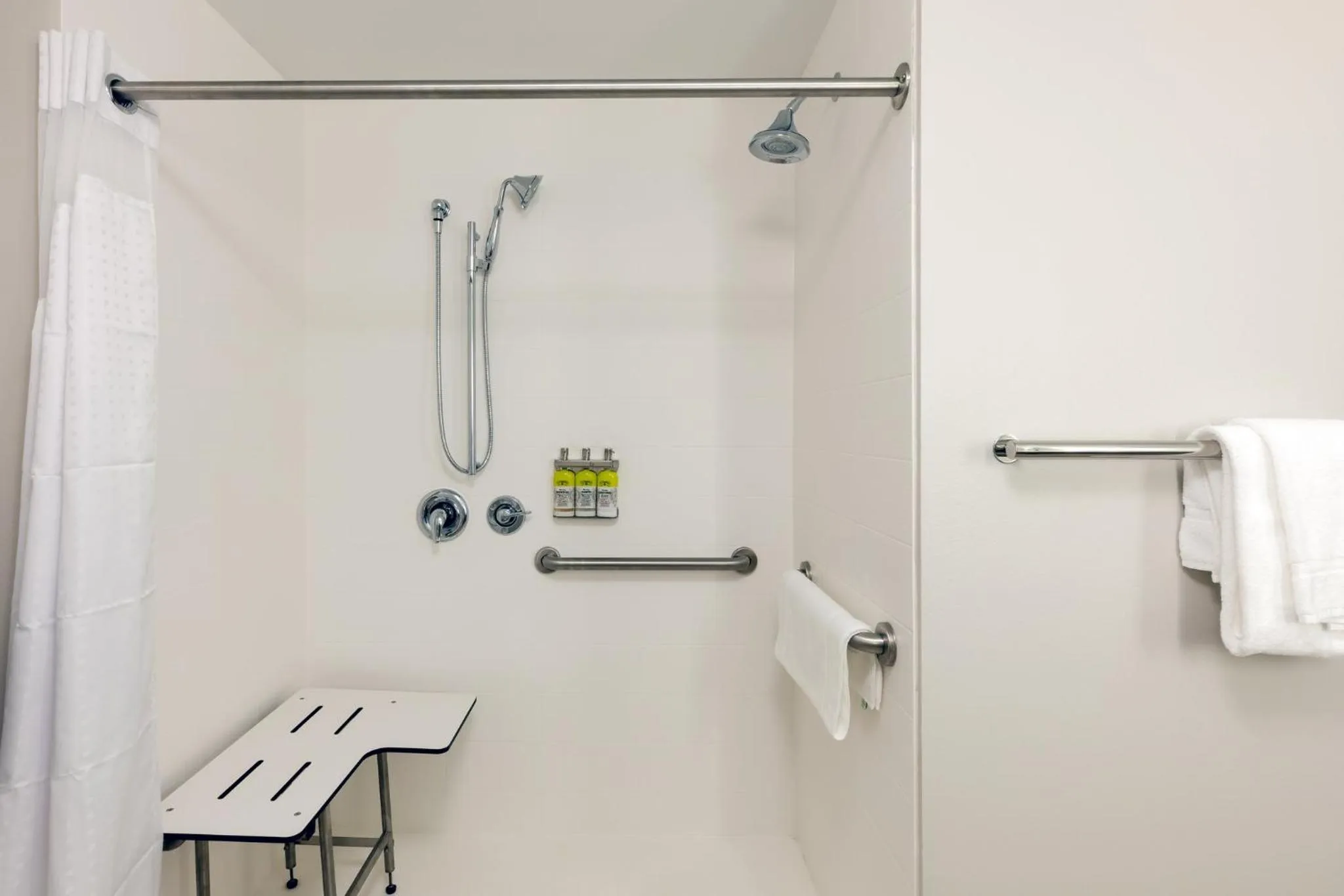 Bathroom in Holiday Inn Express Calhoun South by IHG