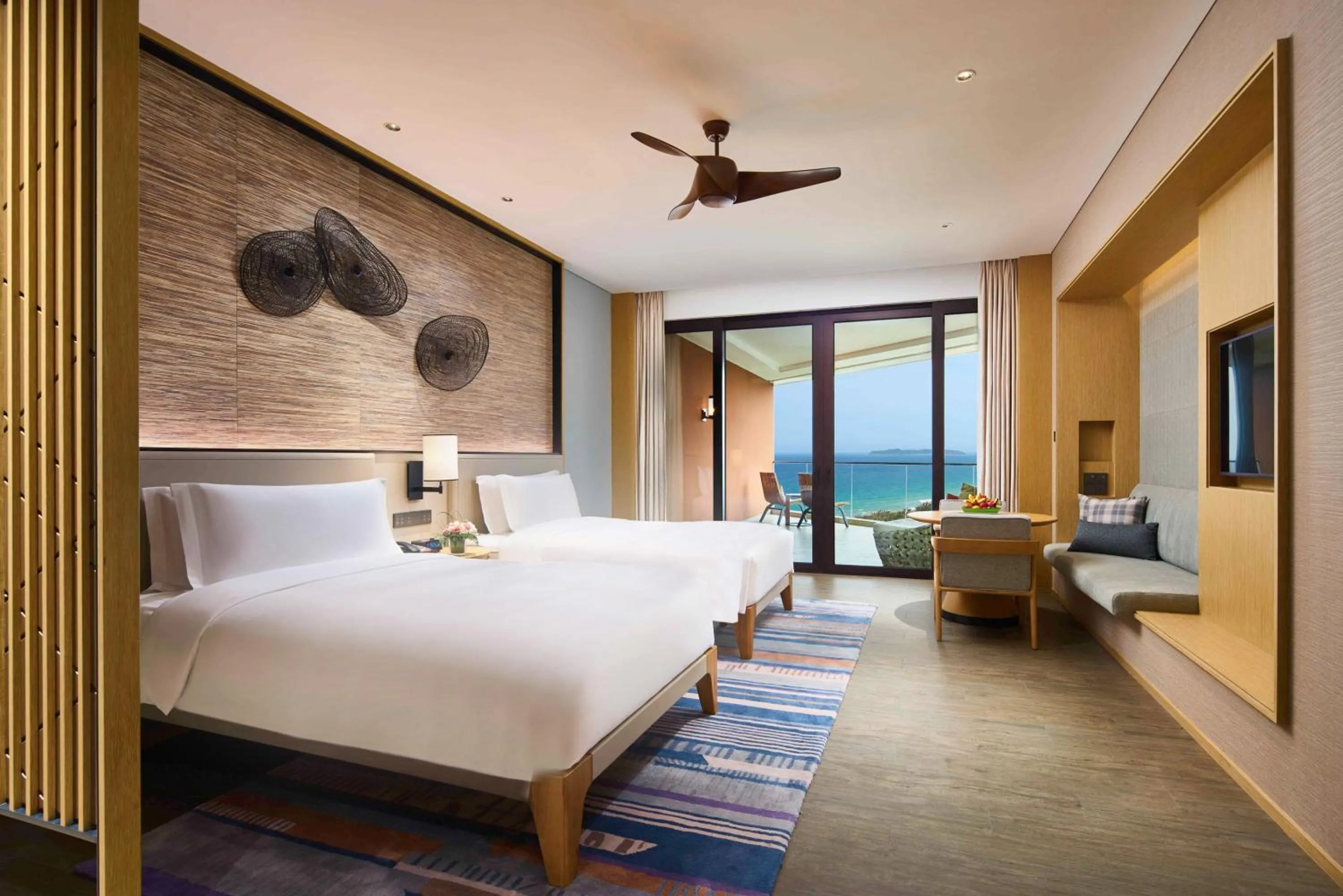 Photo of the whole room, Bed in Crowne Plaza Sanya Haitang Bay Resort by IHG