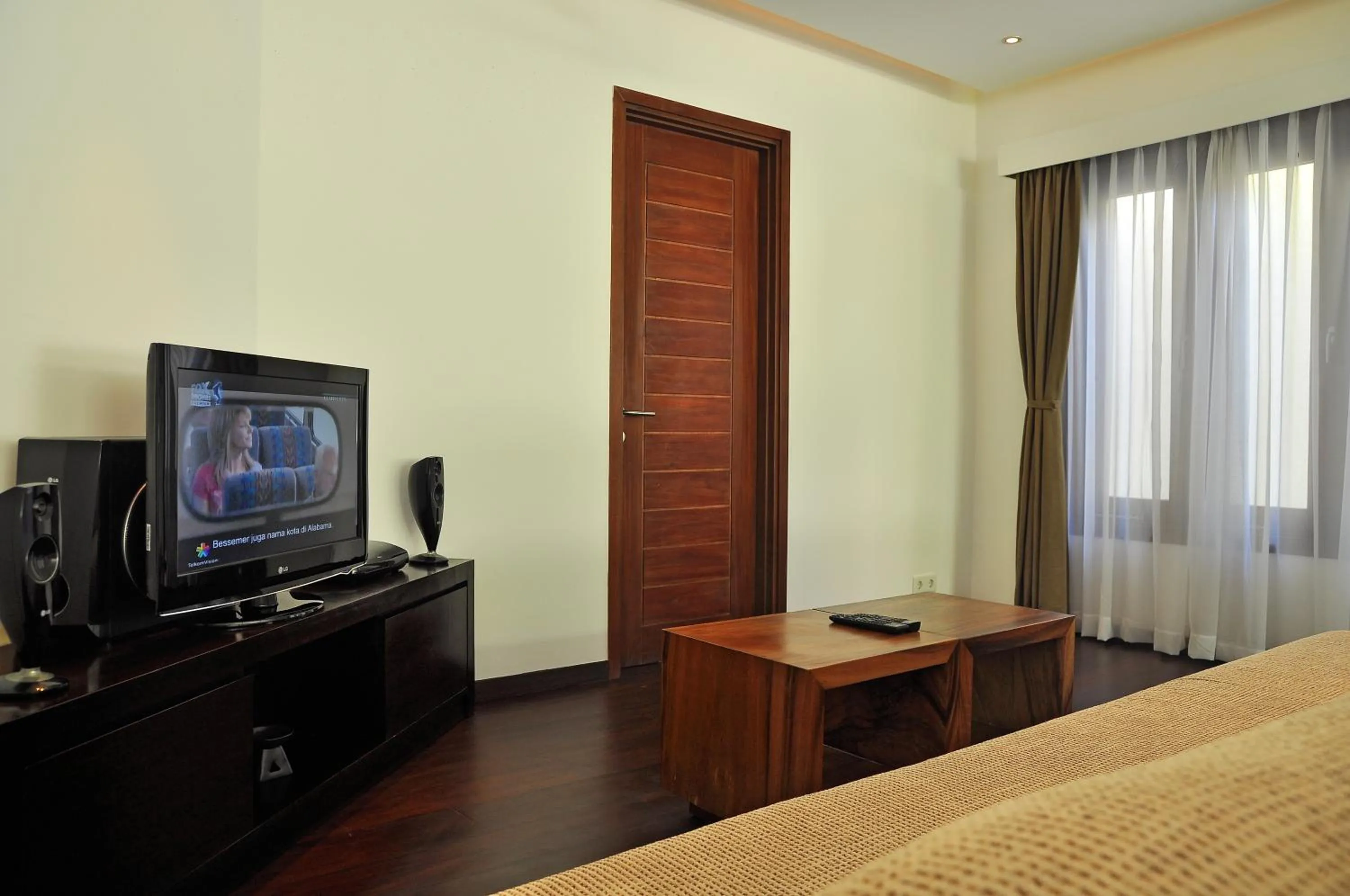 Communal lounge/ TV room, Bed in Villa La Sirena by Nagisa Bali