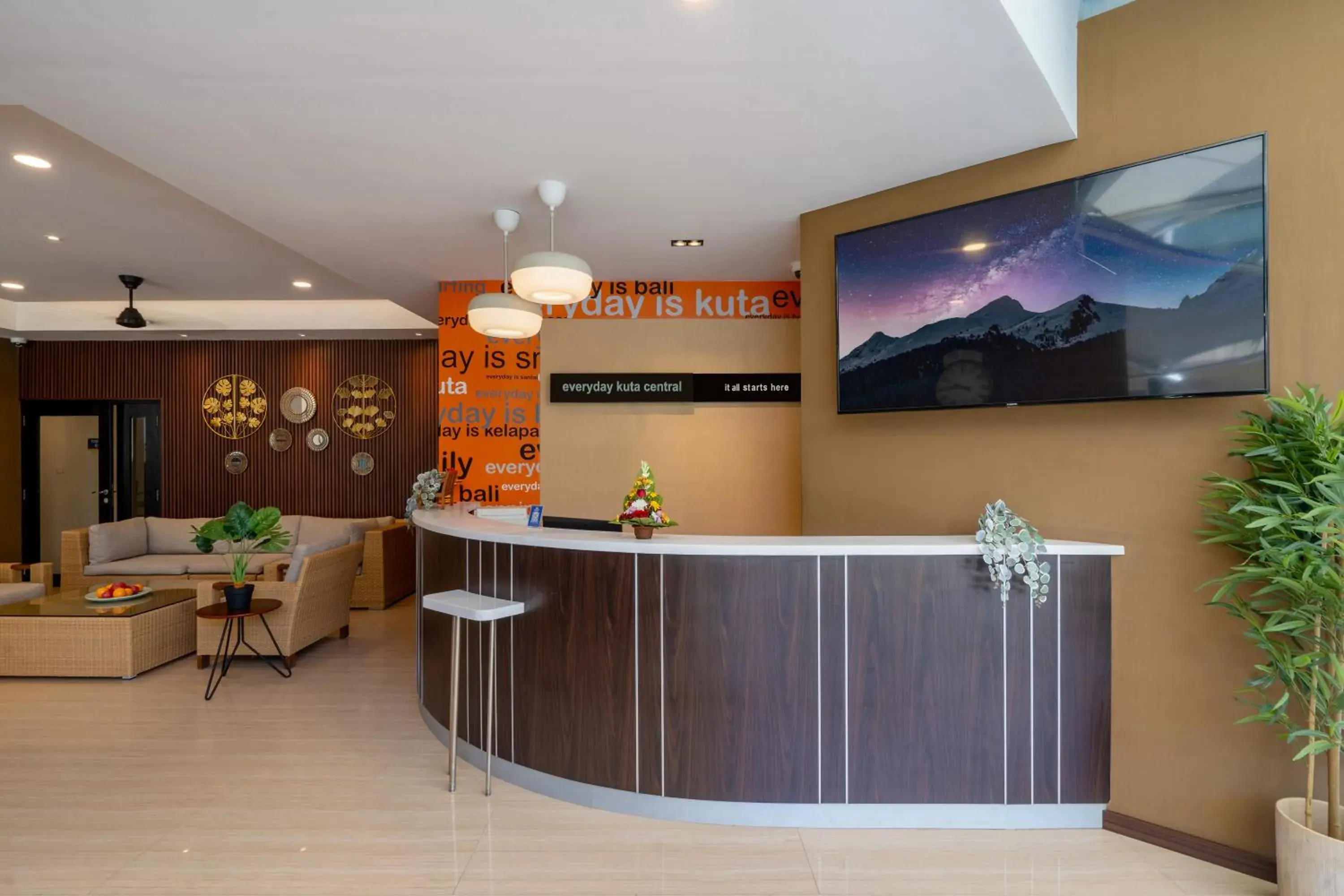 Lobby or reception, Lobby/Reception in Everyday Hotel Kuta Central