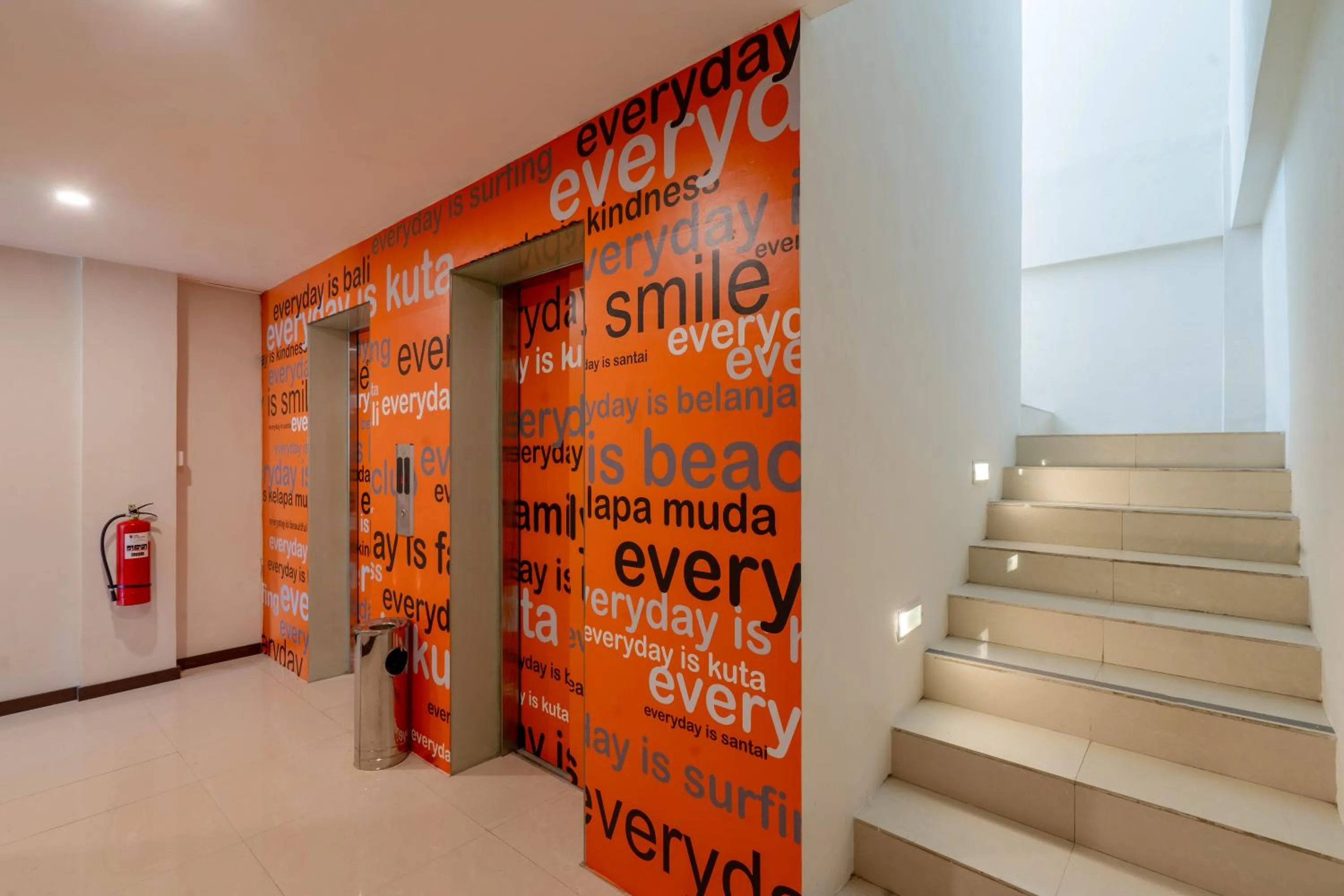 elevator in Everyday Hotel Kuta Central