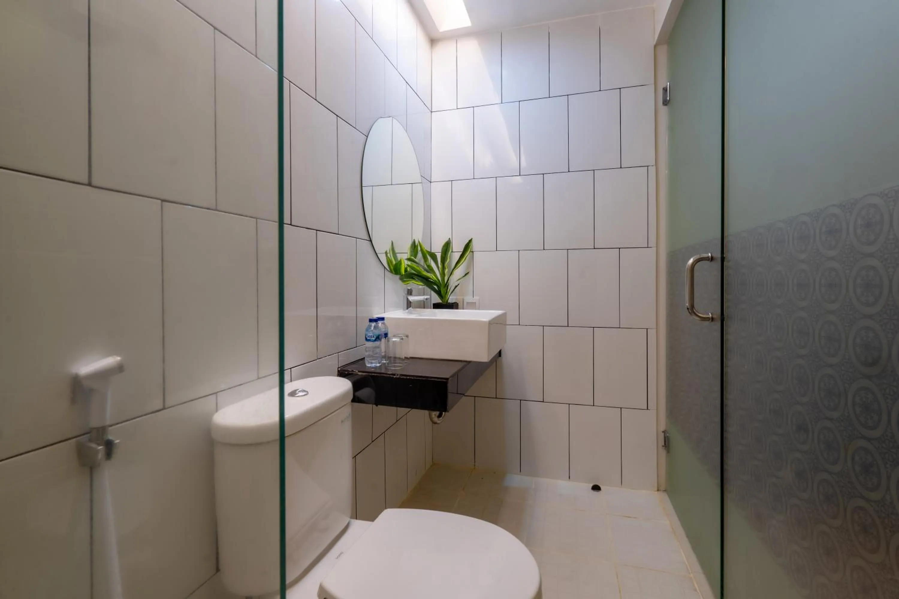 Bathroom in Everyday Hotel Kuta Central