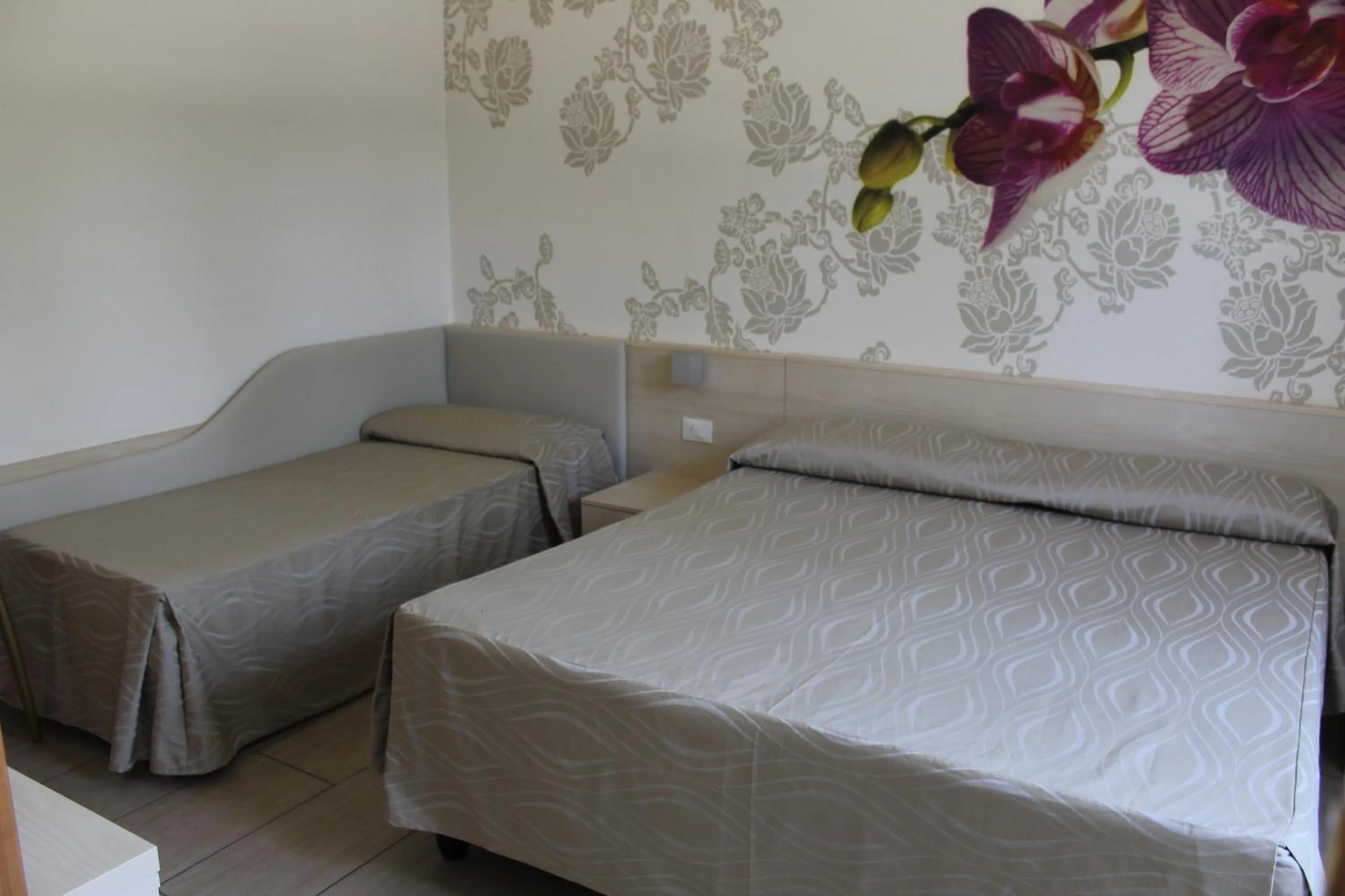 Bedroom, Bed in Hotel Alex