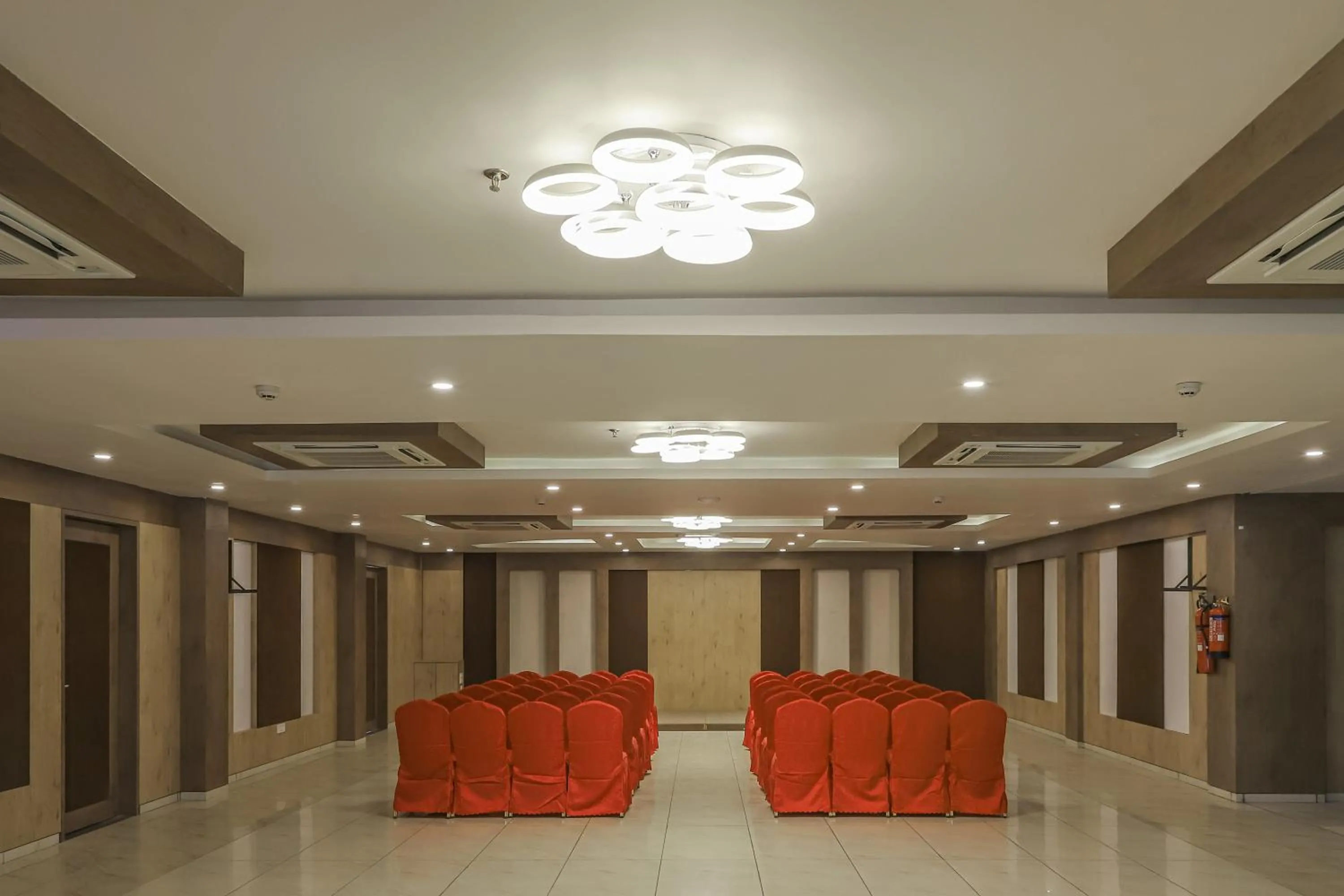 Banquet/Function facilities in Regenta Central Somnath, Bhalpara