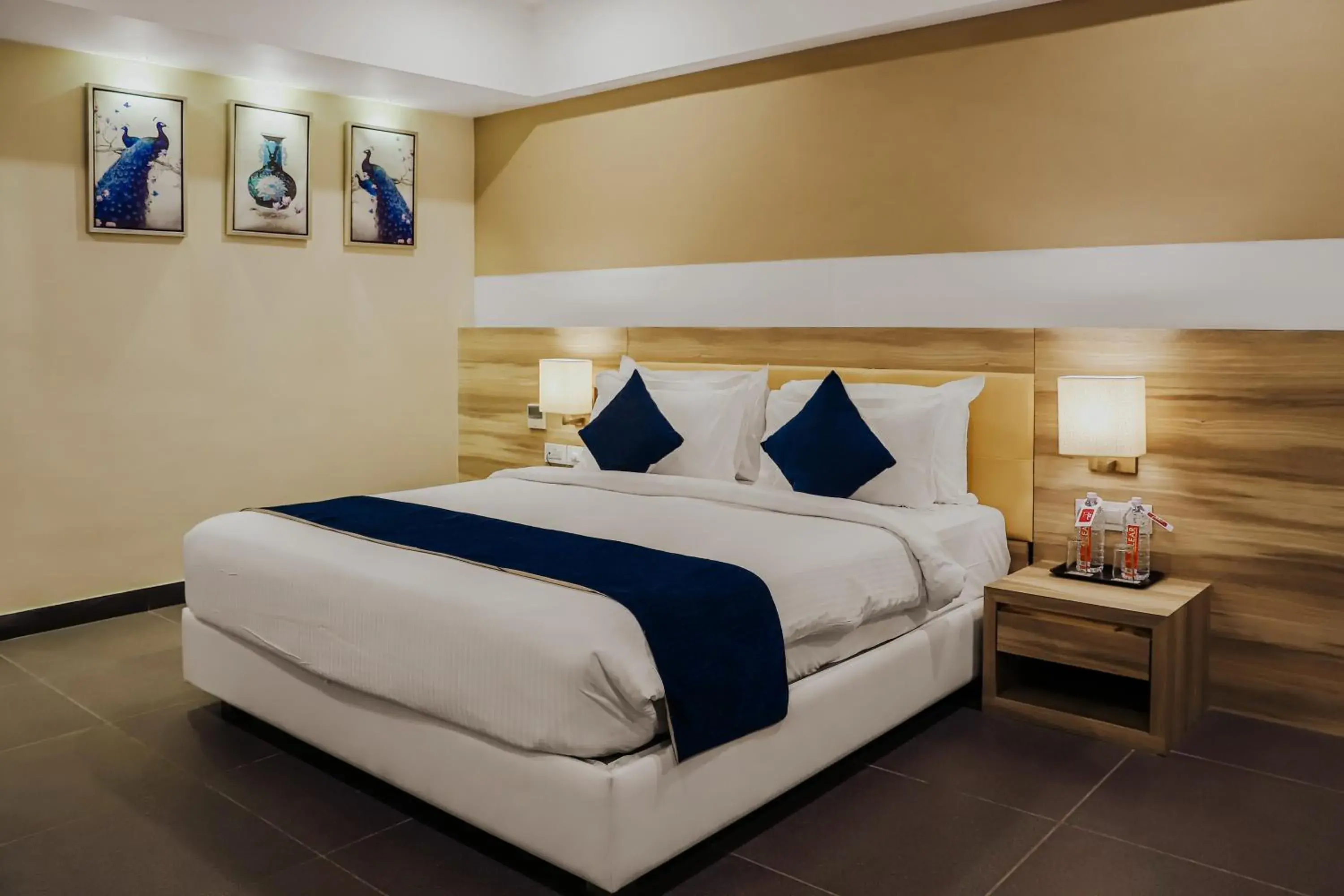 Bedroom, Bed in Regenta Central Somnath, Bhalpara Bedroom, Bed in Regenta Central Somnath, Bhalpara