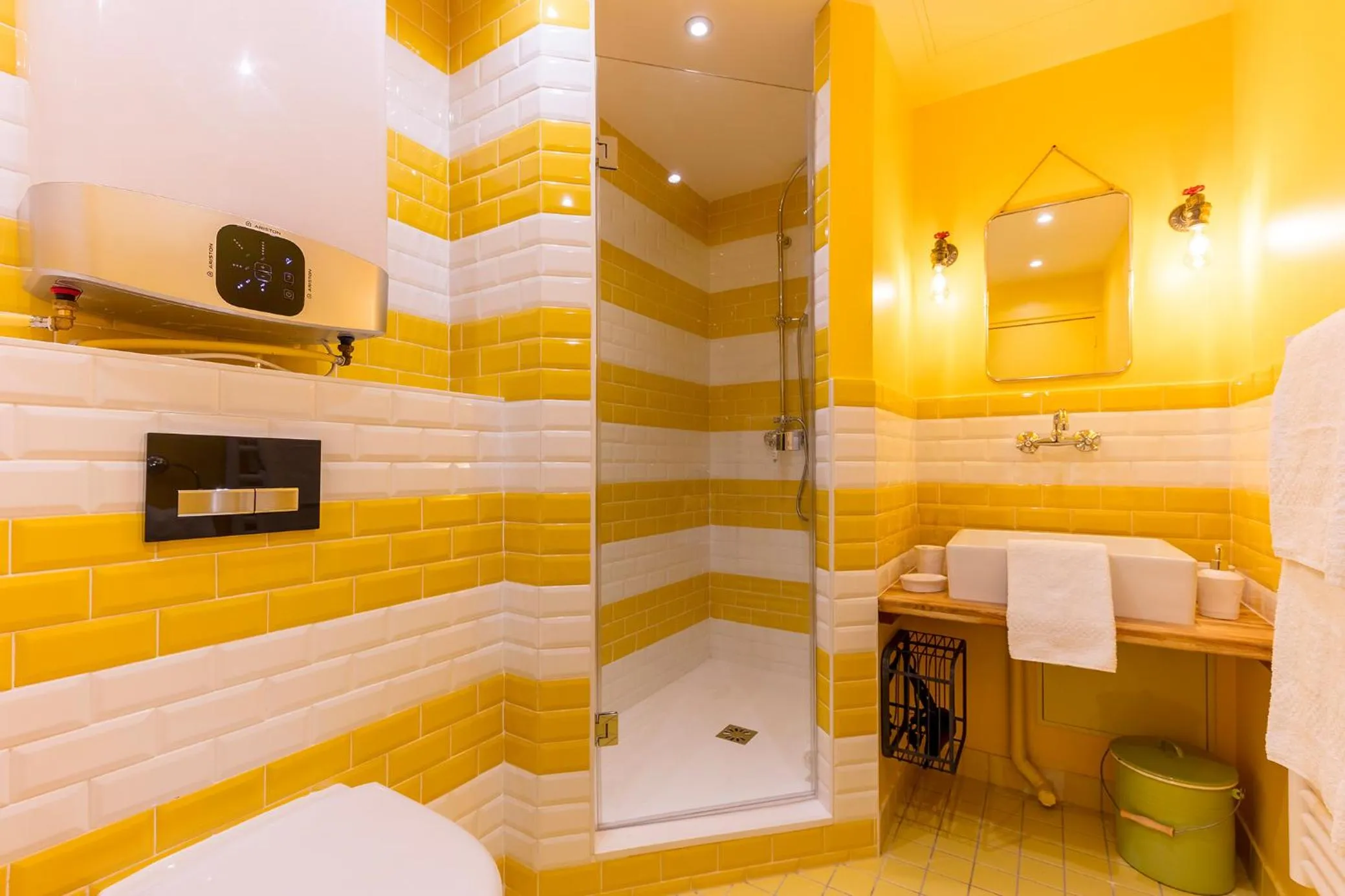 Bathroom in BE YOU LUXURY APART'HÔTEL Paris