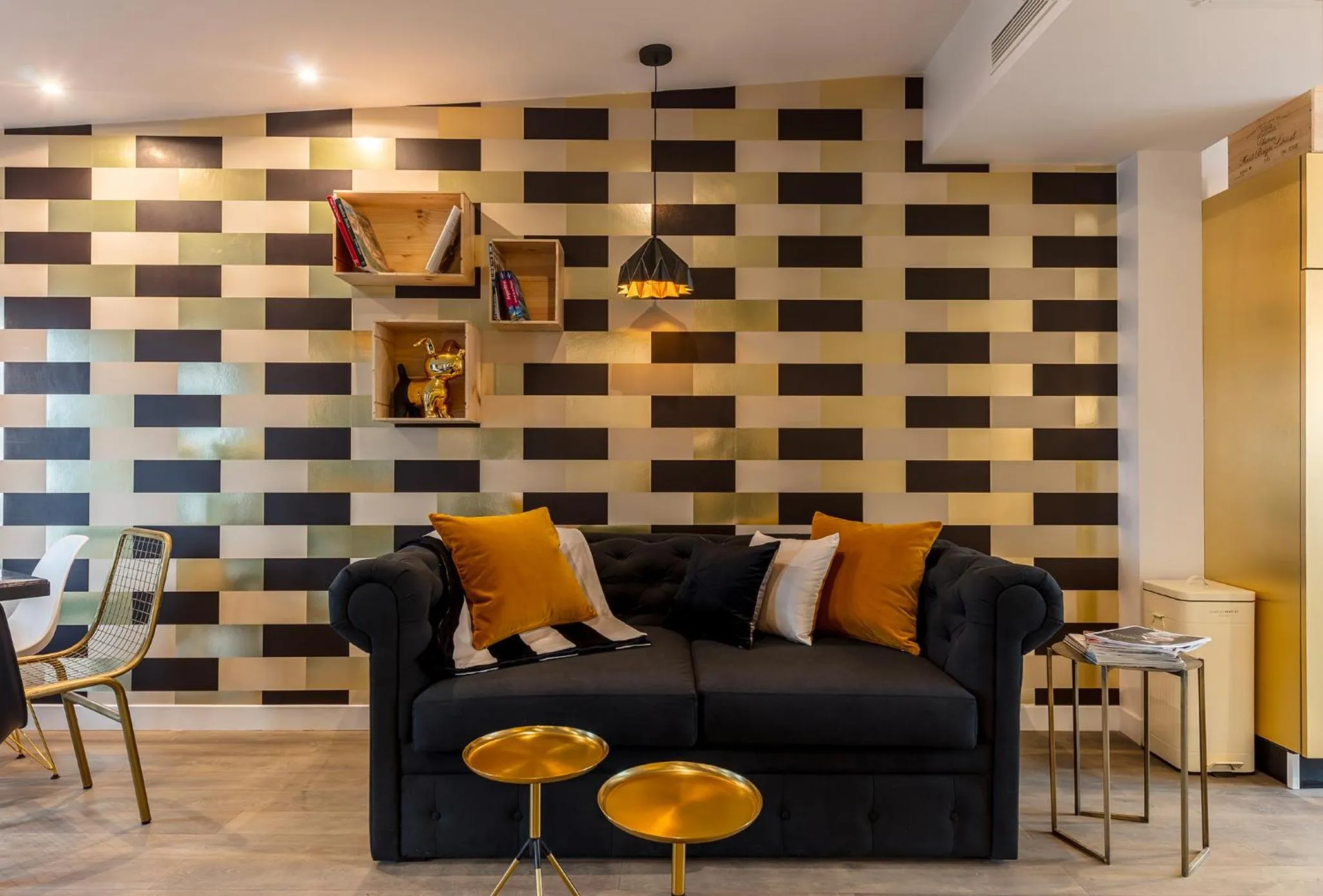 Living room in BE YOU LUXURY APART'HÔTEL Paris