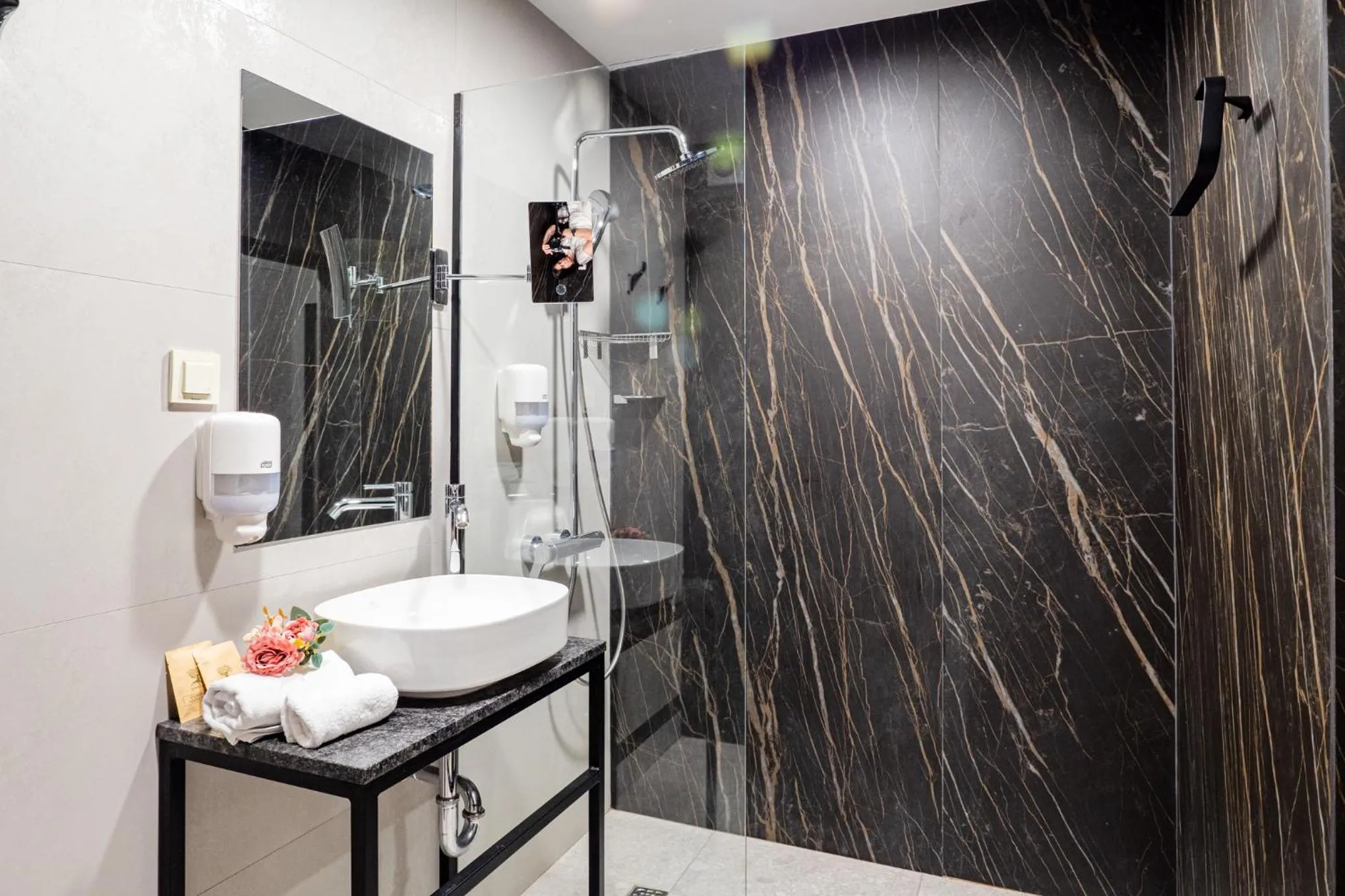 Shower in SPA Hotel Olymp